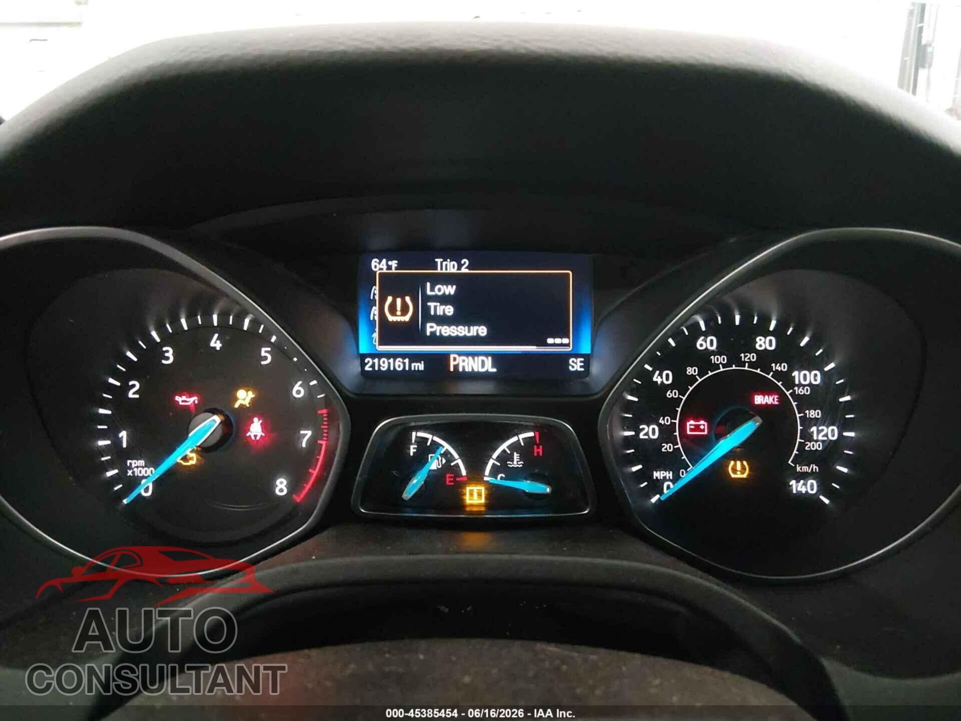 FORD FOCUS 2016 - 1FADP3F25GL324759