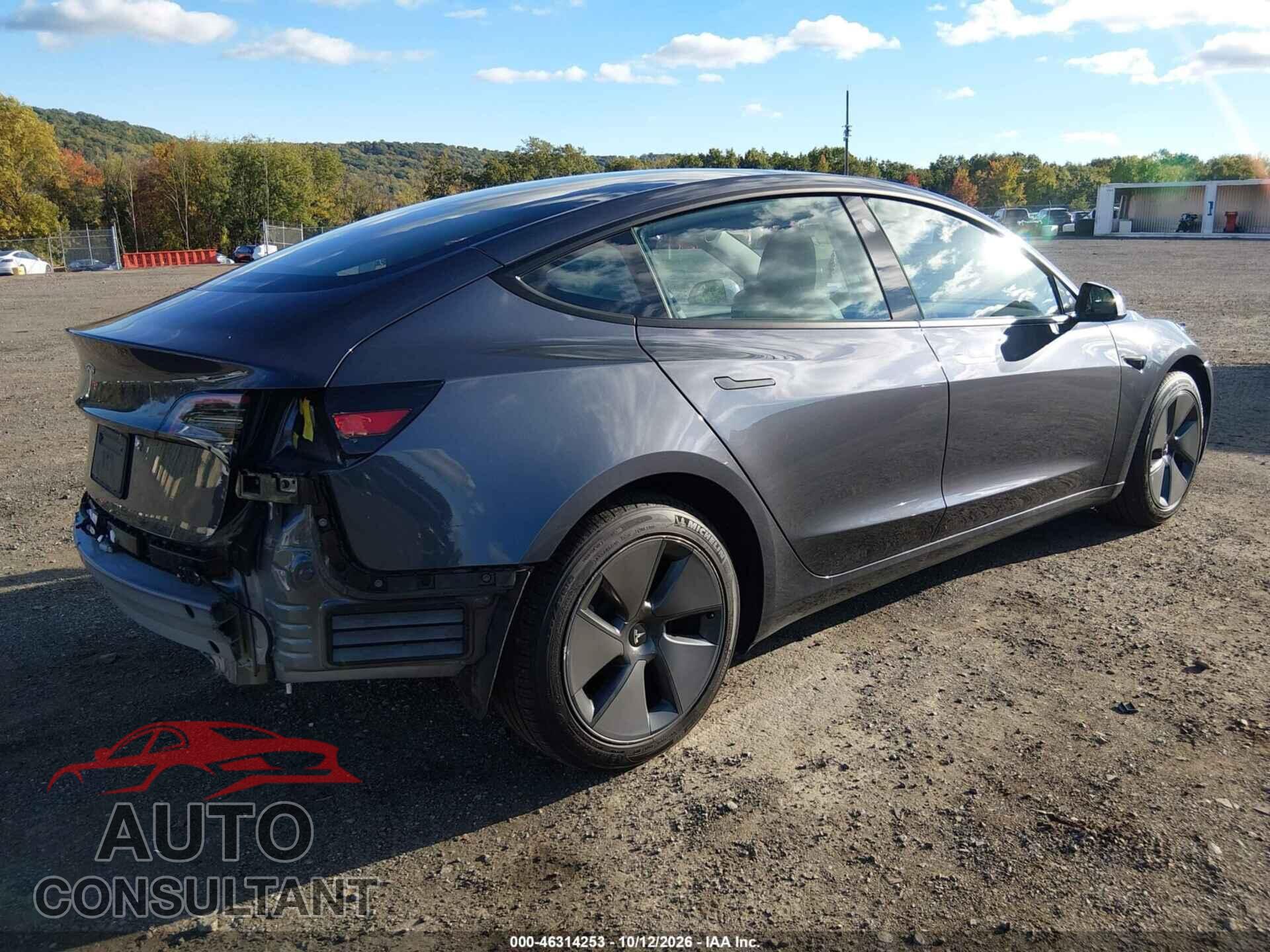 TESLA MODEL 3 2023 - 5YJ3E1EA4PF689820