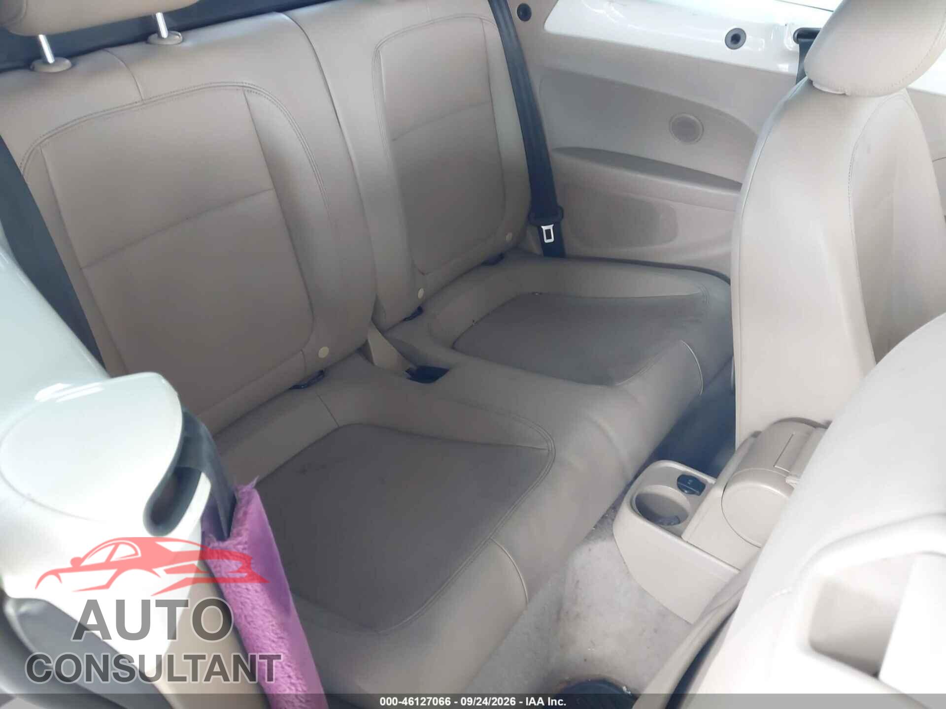 VOLKSWAGEN BEETLE 2013 - 3VW5P7AT4DM810685