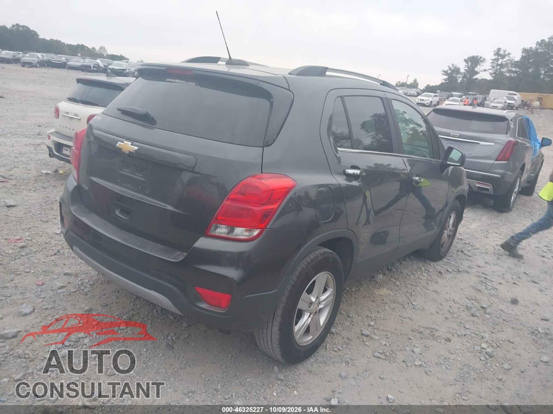 CHEVROLET TRAX 2018 - KL7CJLSB5JB590077
