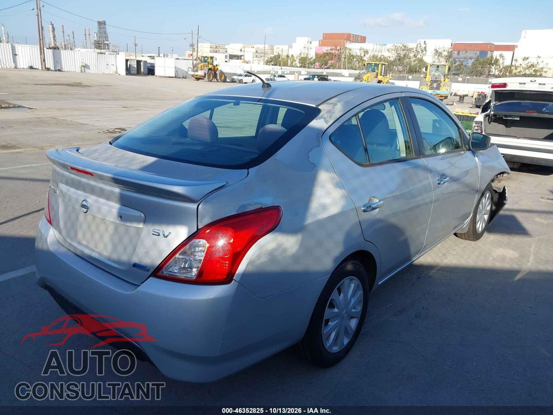 NISSAN VERSA 2015 - 3N1CN7AP1FL813655