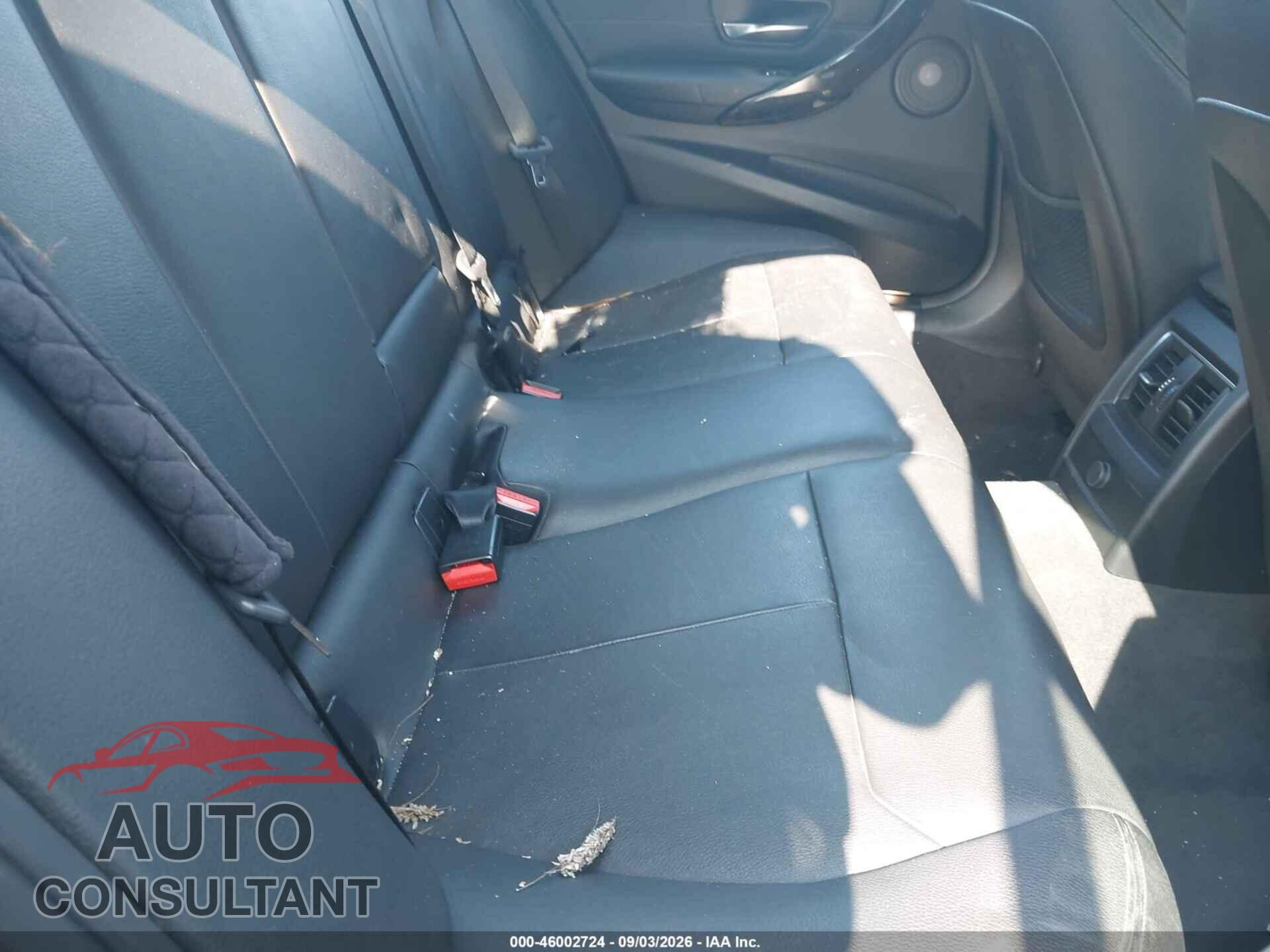 BMW 330E 2016 - WBA8E1C50GK479548