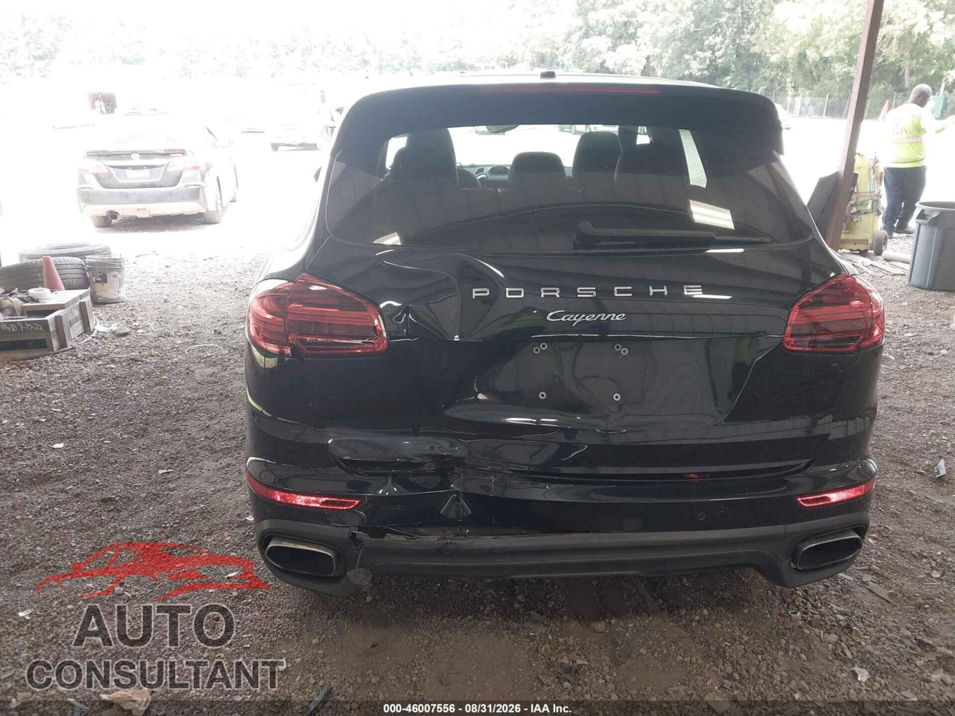 PORSCHE CAYENNE 2018 - WP1AA2A26JKA06726