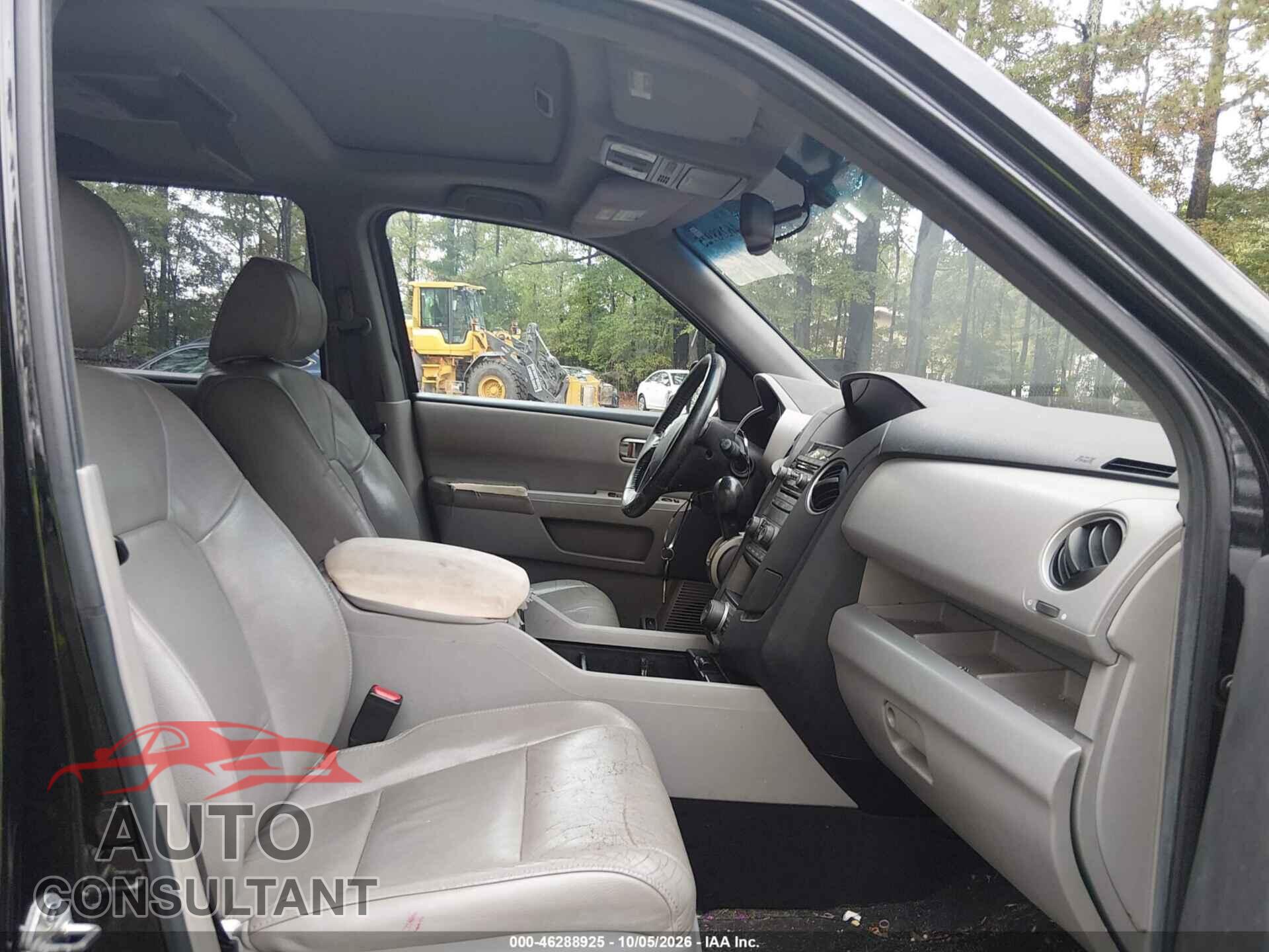 HONDA PILOT 2012 - 5FNYF3H66CB005043