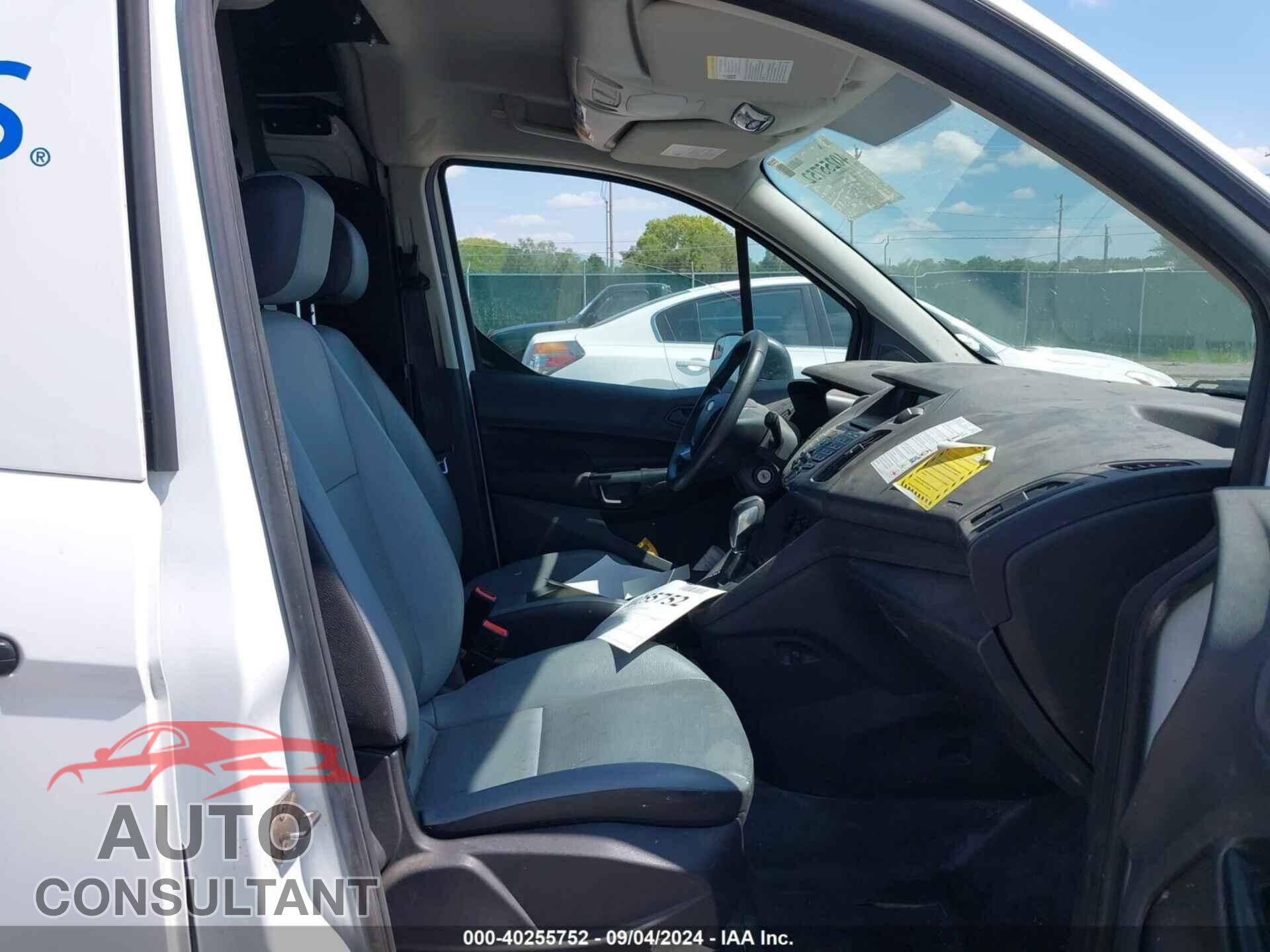 FORD TRANSIT CONNECT 2017 - NM0LS7E76H1309318