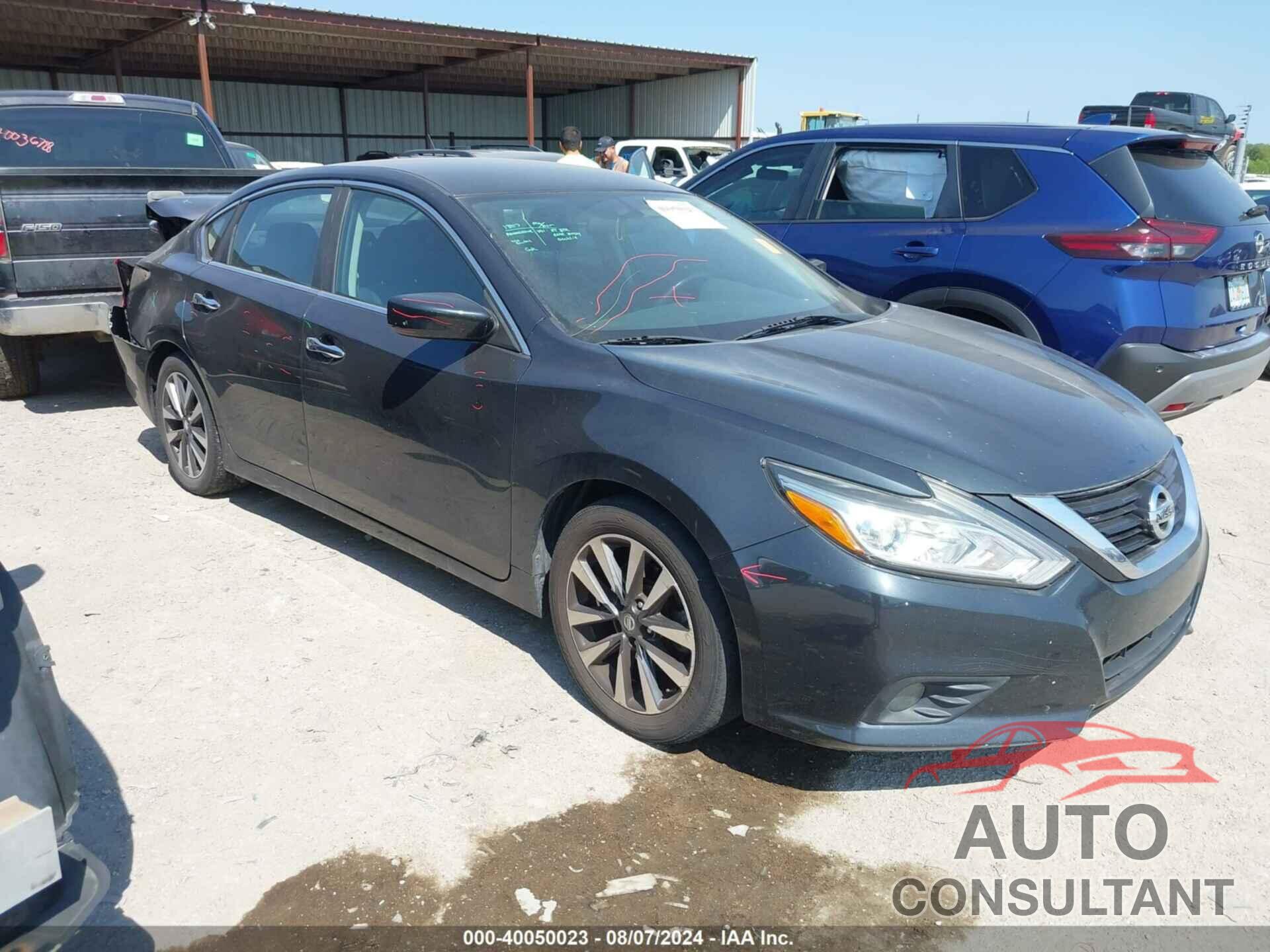 NISSAN ALTIMA 2017 - 1N4AL3AP5HC194629