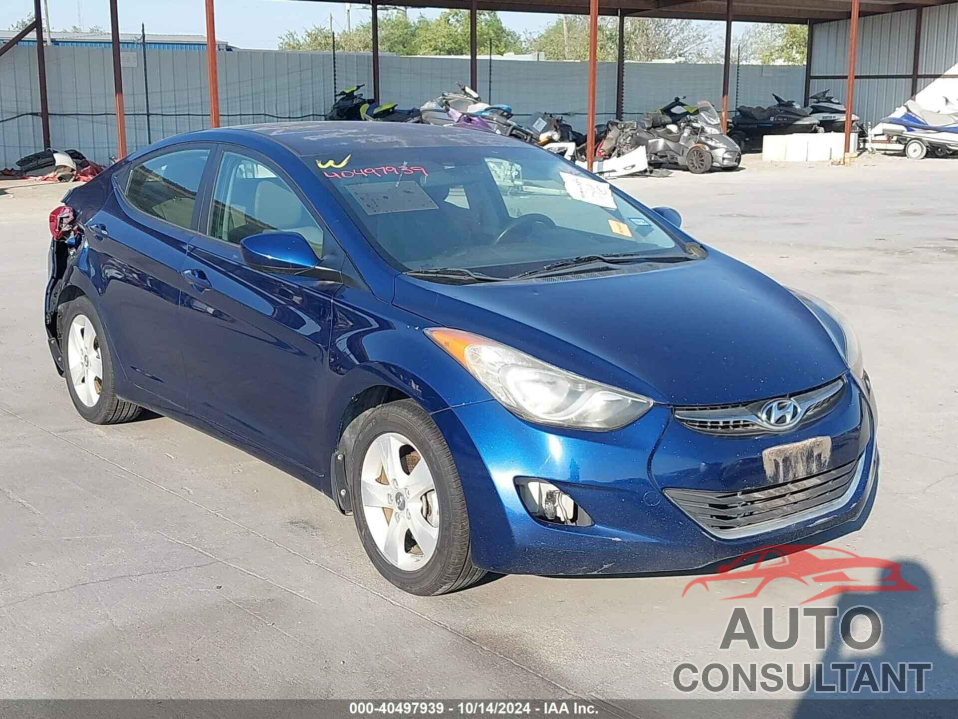 HYUNDAI ELANTRA 2013 - KMHDH4AE5DU566340