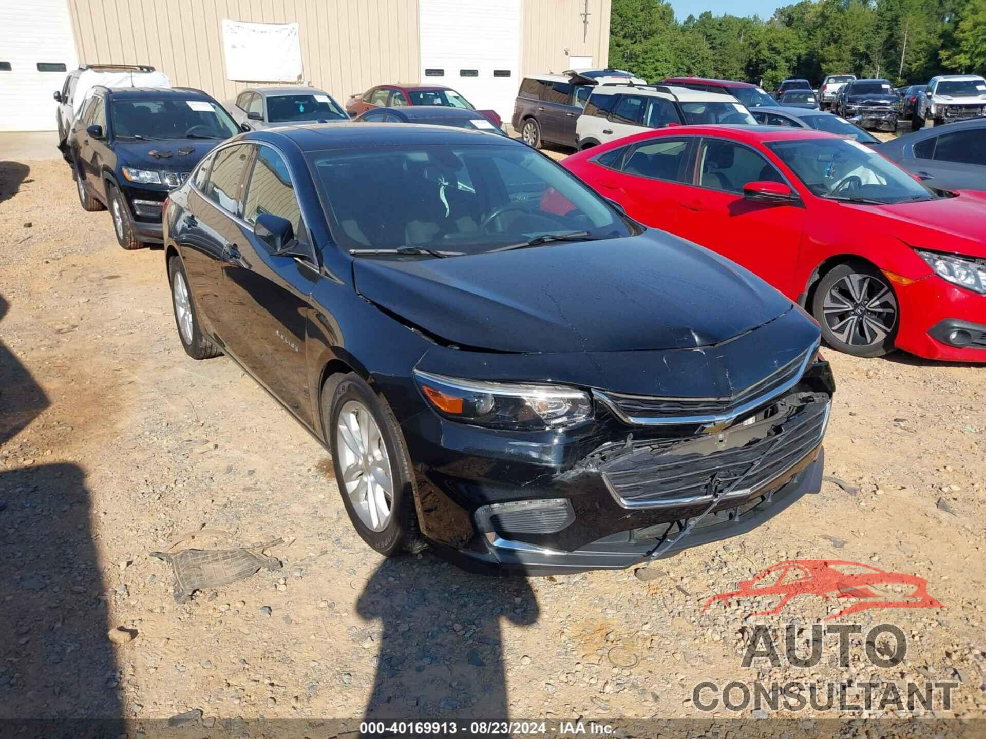 CHEVROLET MALIBU 2017 - 1G1ZE5ST9HF168458