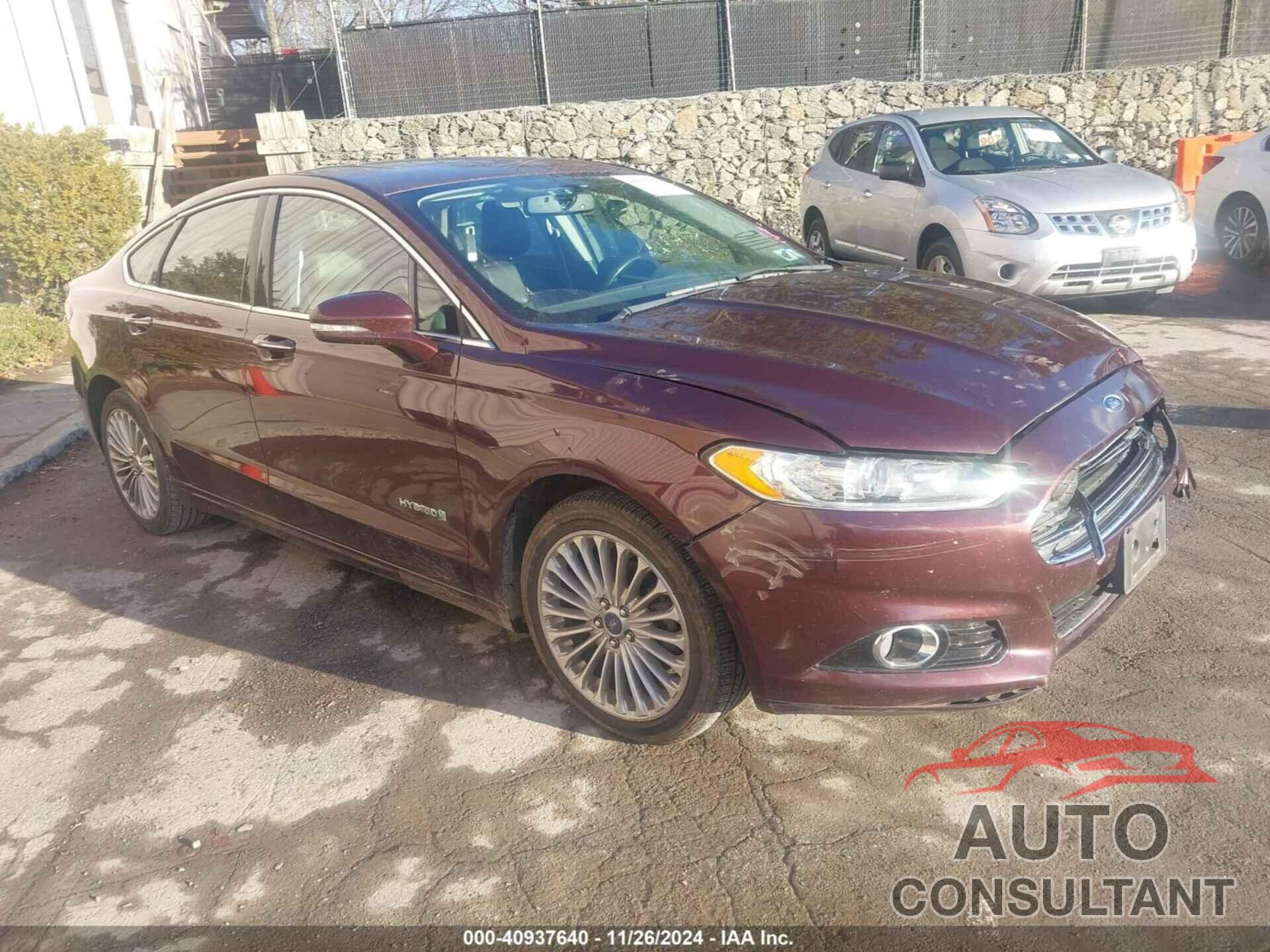 FORD FUSION HYBRID 2013 - 3FA6P0RU8DR316141