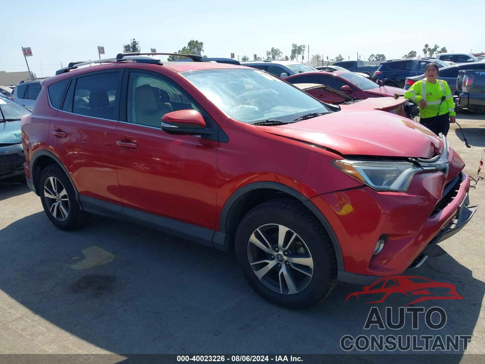 TOYOTA RAV4 2016 - JTMWFREV9GJ067010