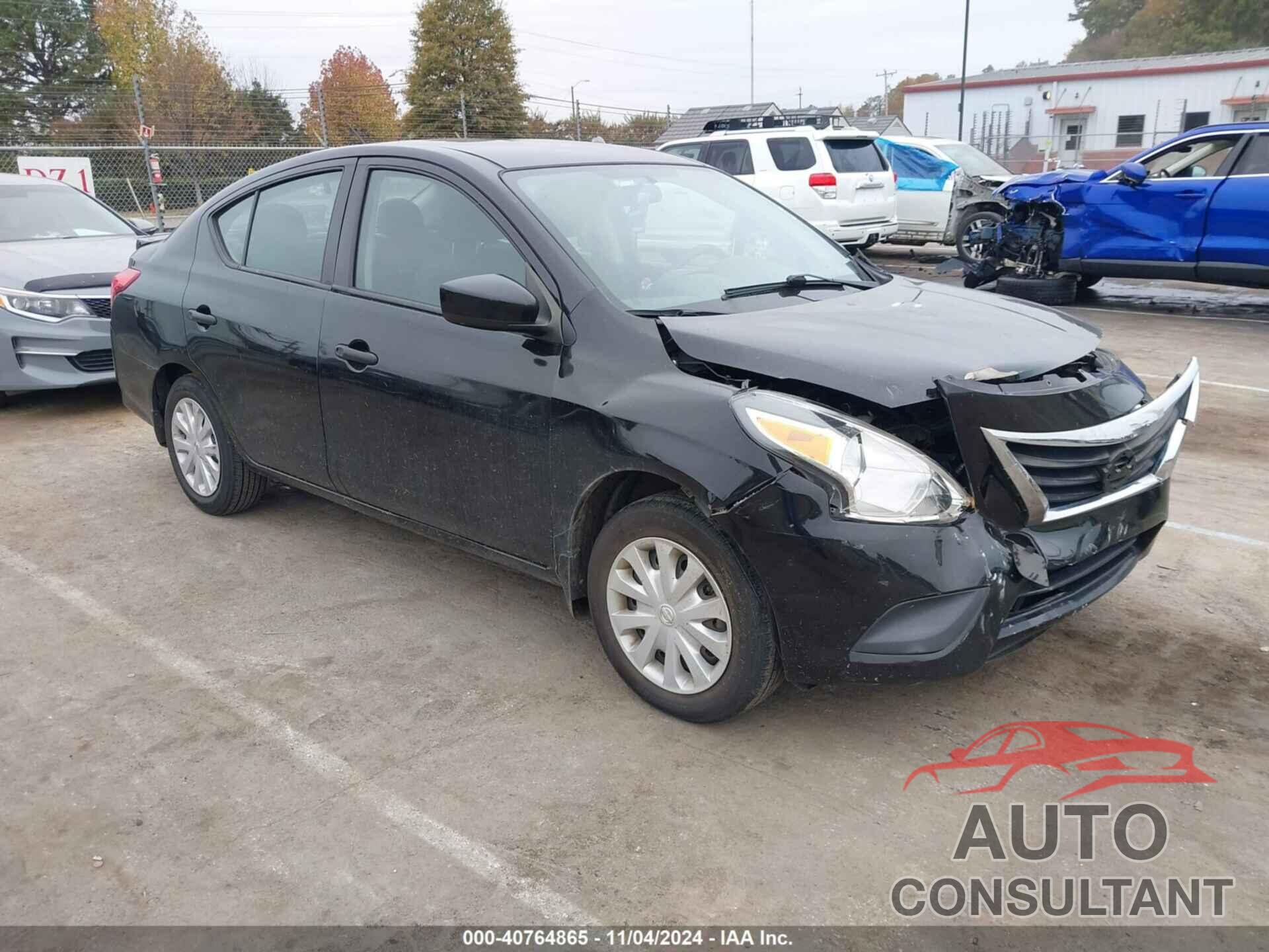 NISSAN VERSA 2019 - 3N1CN7AP8KL827384