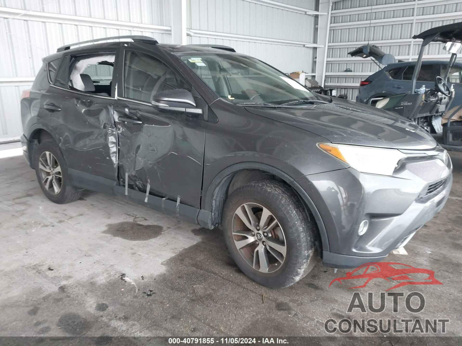 TOYOTA RAV4 2018 - JTMWFREV2JJ181731