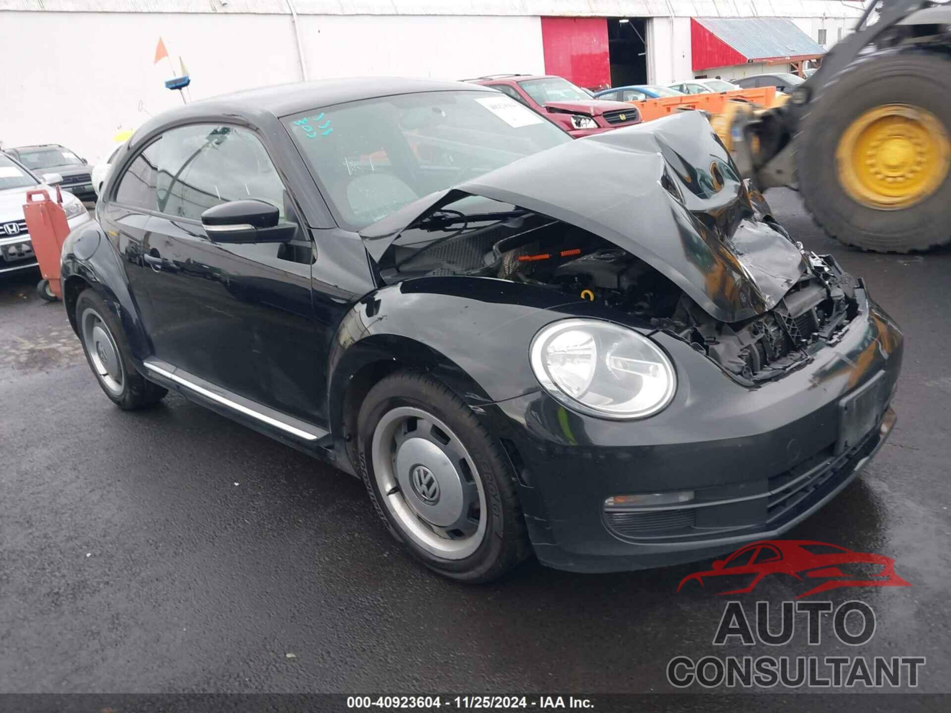 VOLKSWAGEN BEETLE 2015 - 3VWF17AT5FM607832