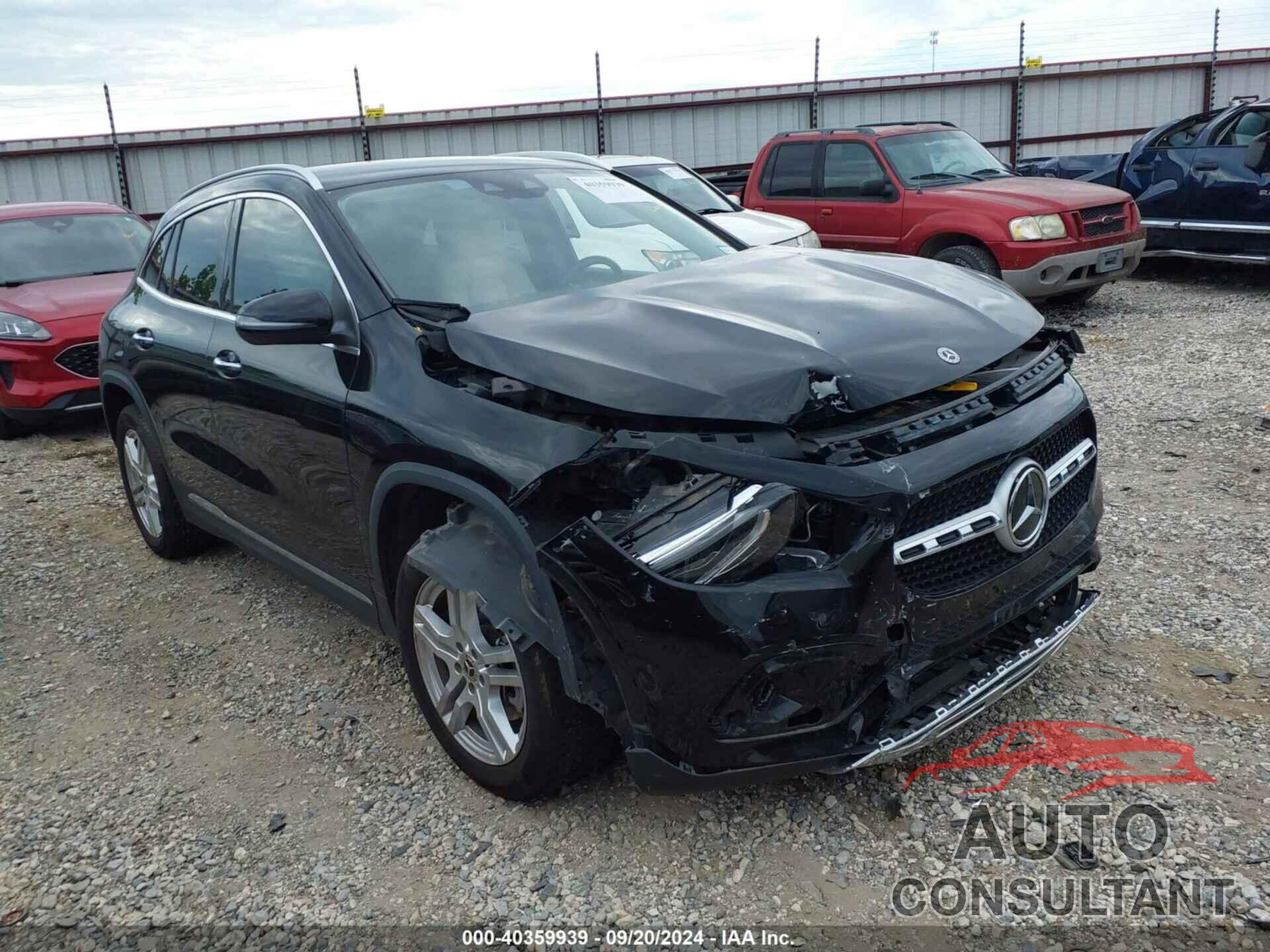 MERCEDES-BENZ GLA 250 2023 - W1N4N4HB7PJ439354