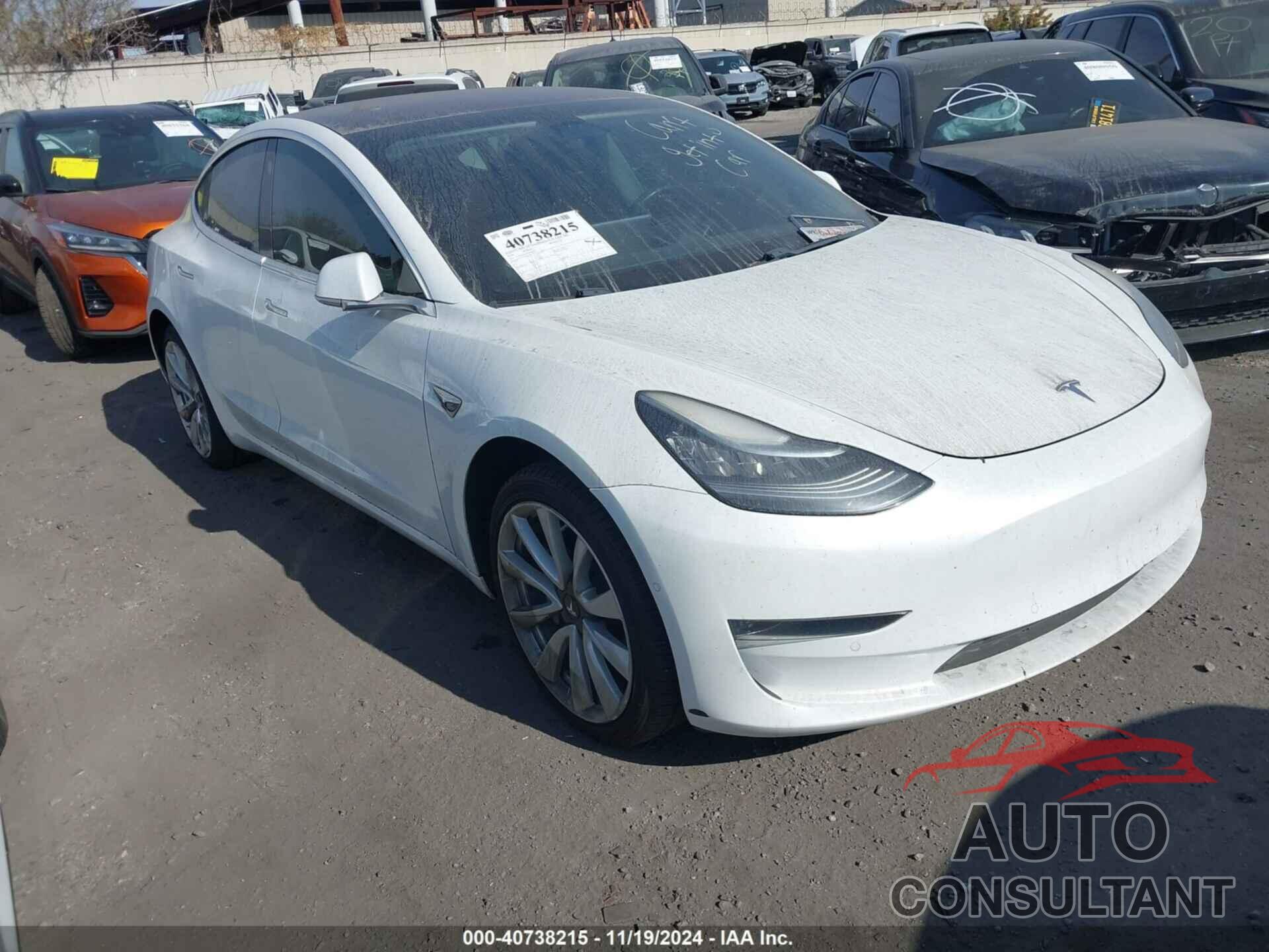 TESLA MODEL 3 2018 - 5YJ3E1EA0JF008303