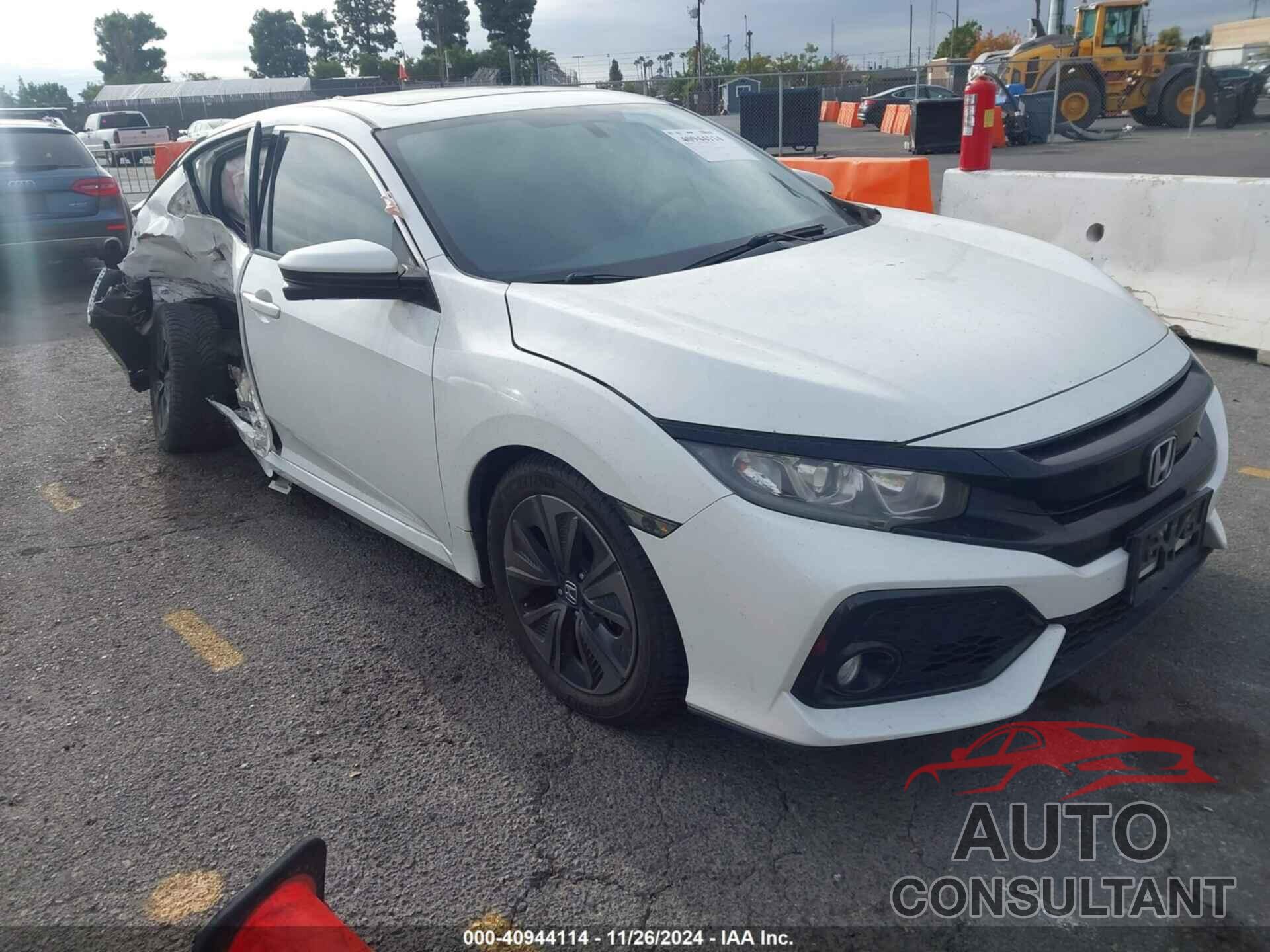 HONDA CIVIC 2017 - SHHFK7H71HU405987