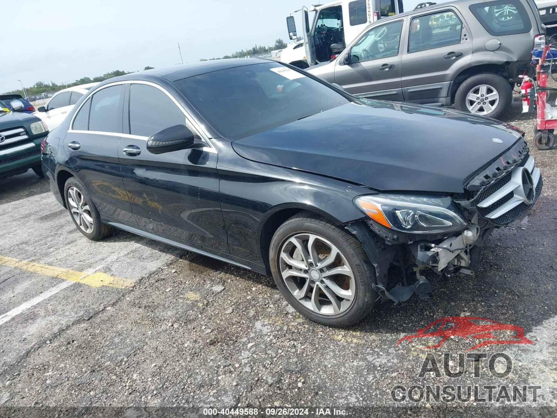 MERCEDES-BENZ C 300 2015 - 55SWF4KB0FU028422