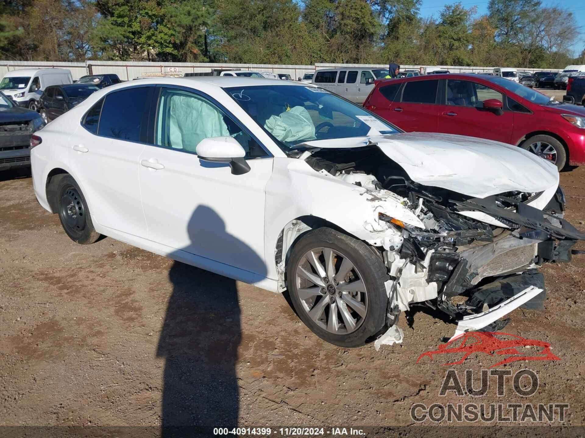 TOYOTA CAMRY 2020 - 4T1C11AK1LU359673