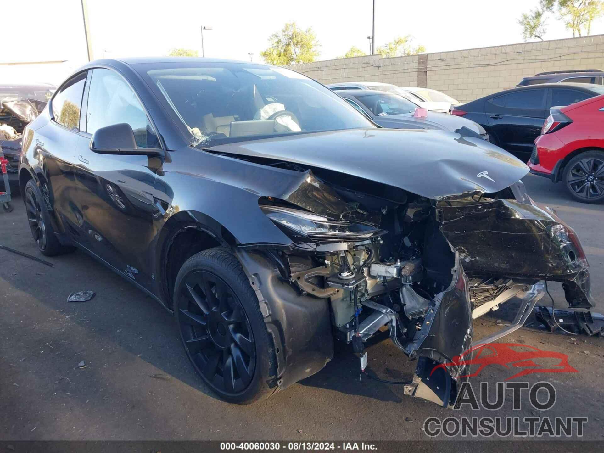 TESLA MODEL Y 2023 - 7SAYGDEE3PA110496