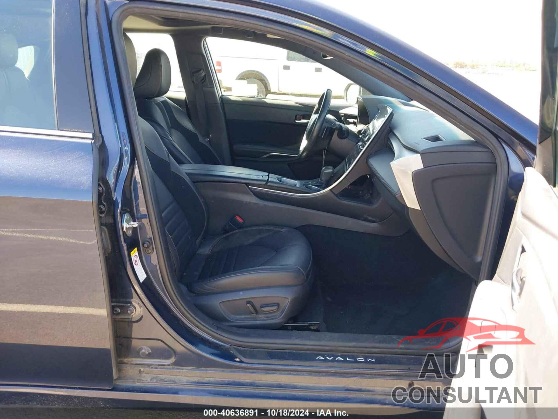 TOYOTA AVALON HYBRID 2019 - 4T1B21FB5KU008815