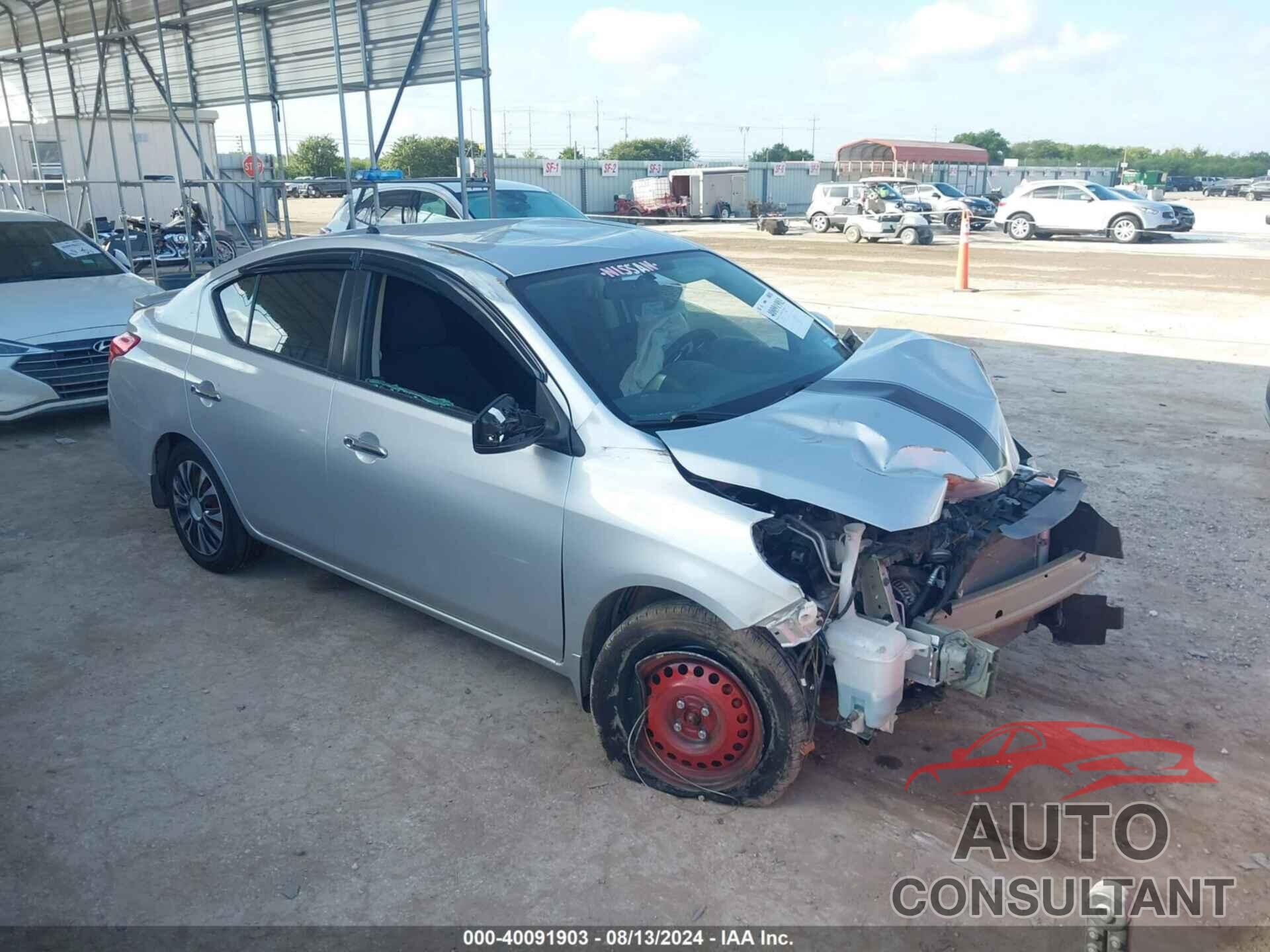 NISSAN VERSA 2018 - 3N1CN7AP9JL819065