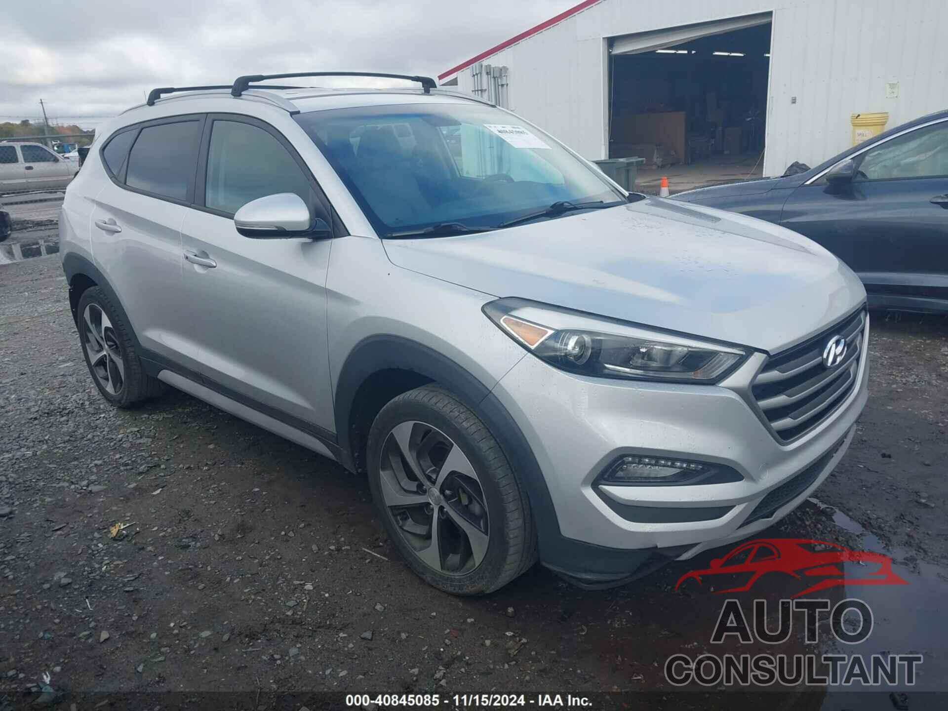 HYUNDAI TUCSON 2018 - KM8J3CALXJU763381