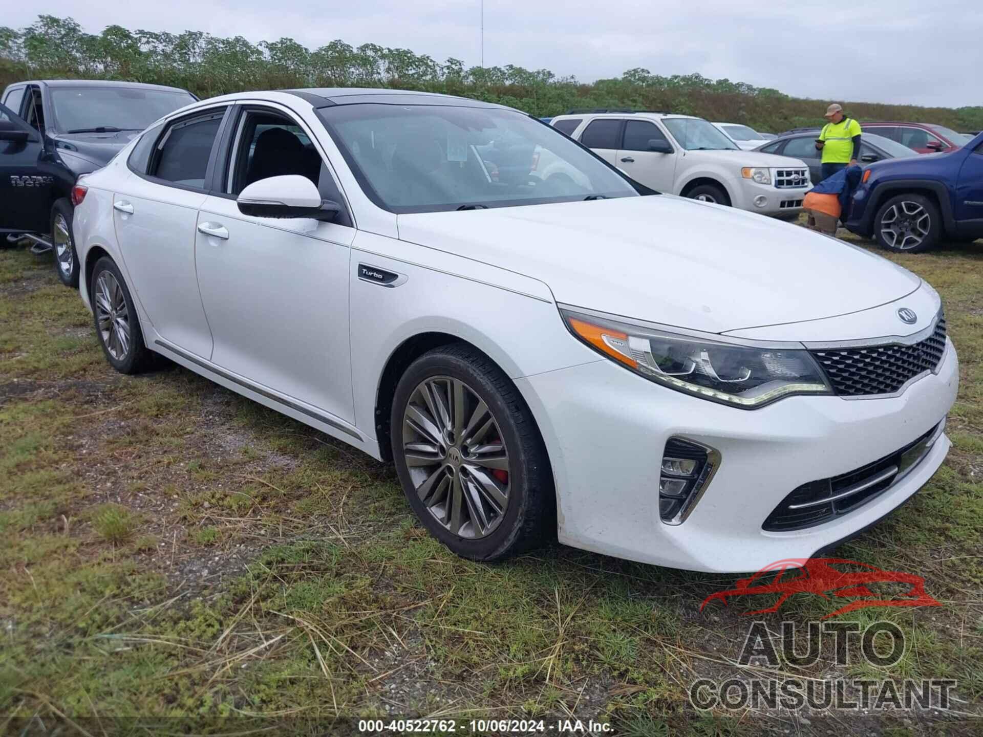 KIA OPTIMA 2018 - 5XXGV4L21JG182103