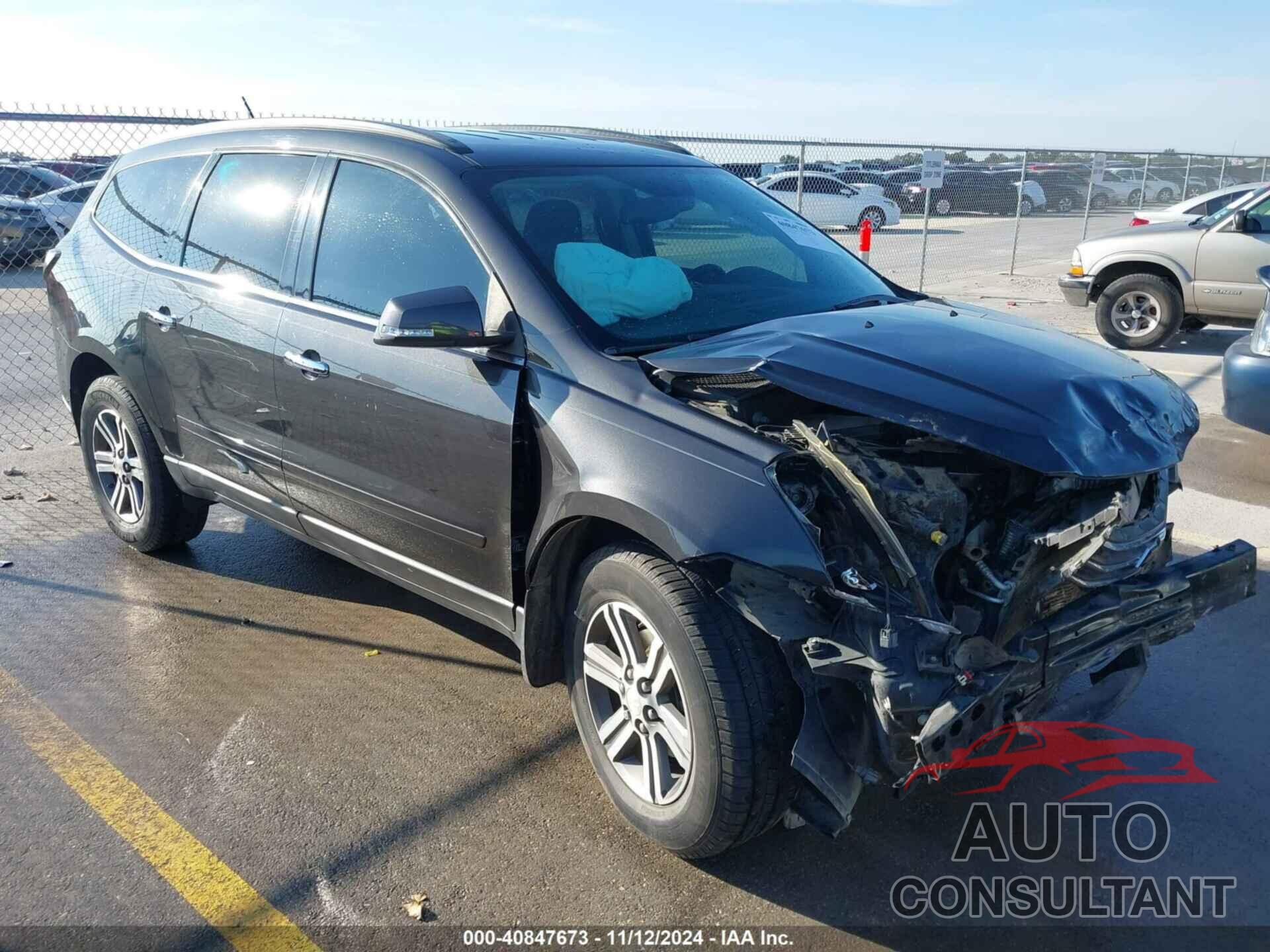 CHEVROLET TRAVERSE 2017 - 1GNKRHKD5HJ120404