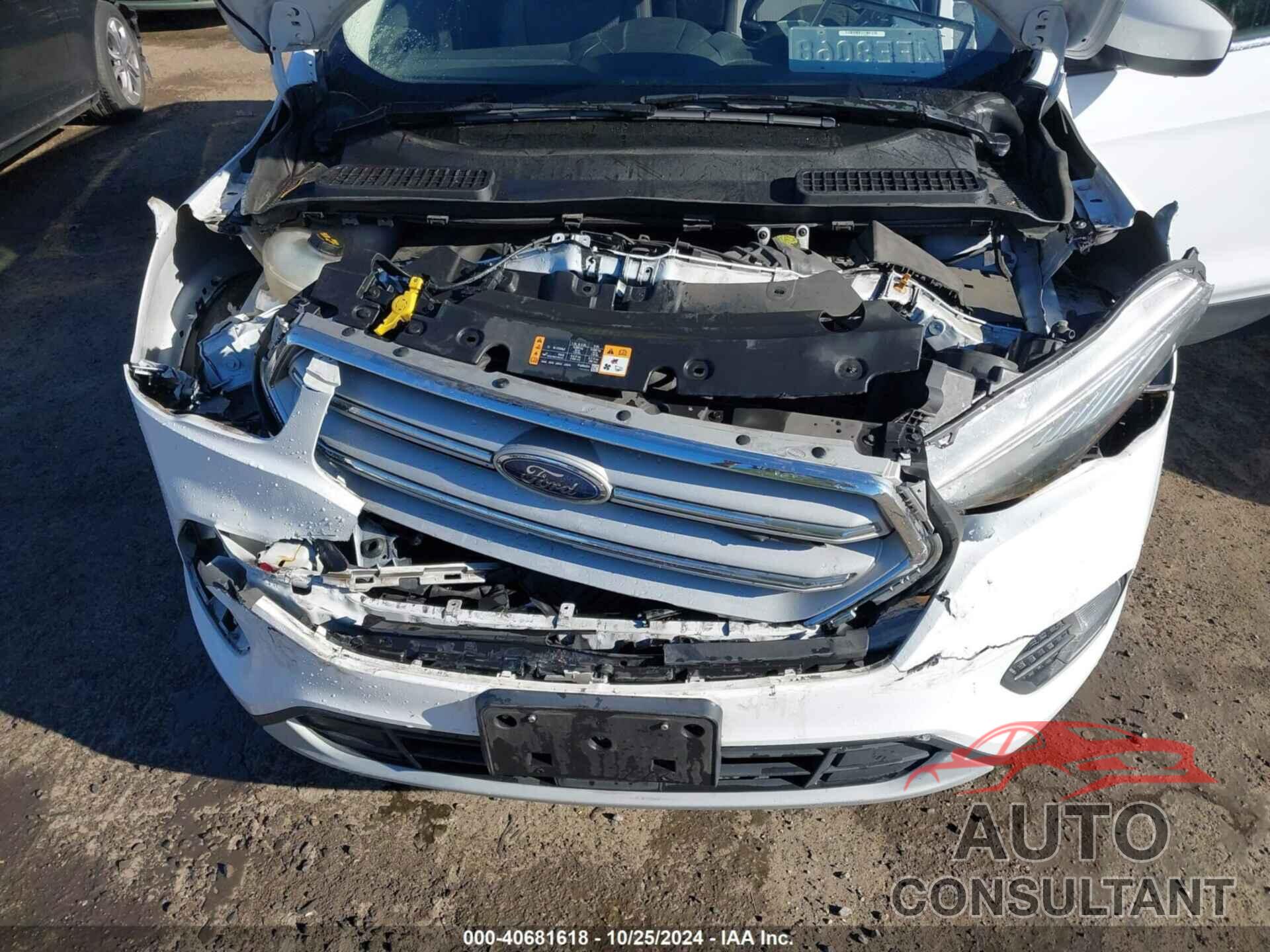FORD ESCAPE 2018 - 1FMCU0GD3JUB16910