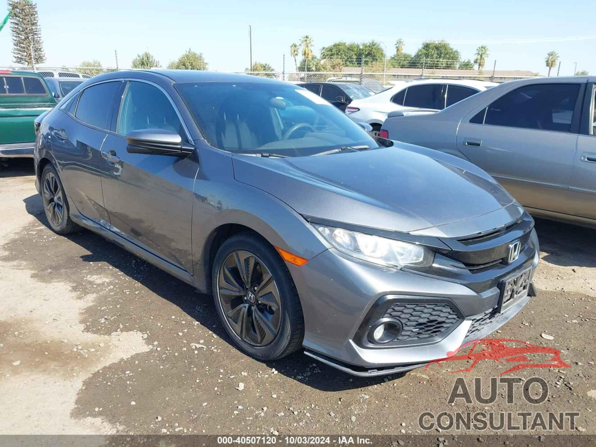 HONDA CIVIC 2018 - SHHFK7H58JU429529