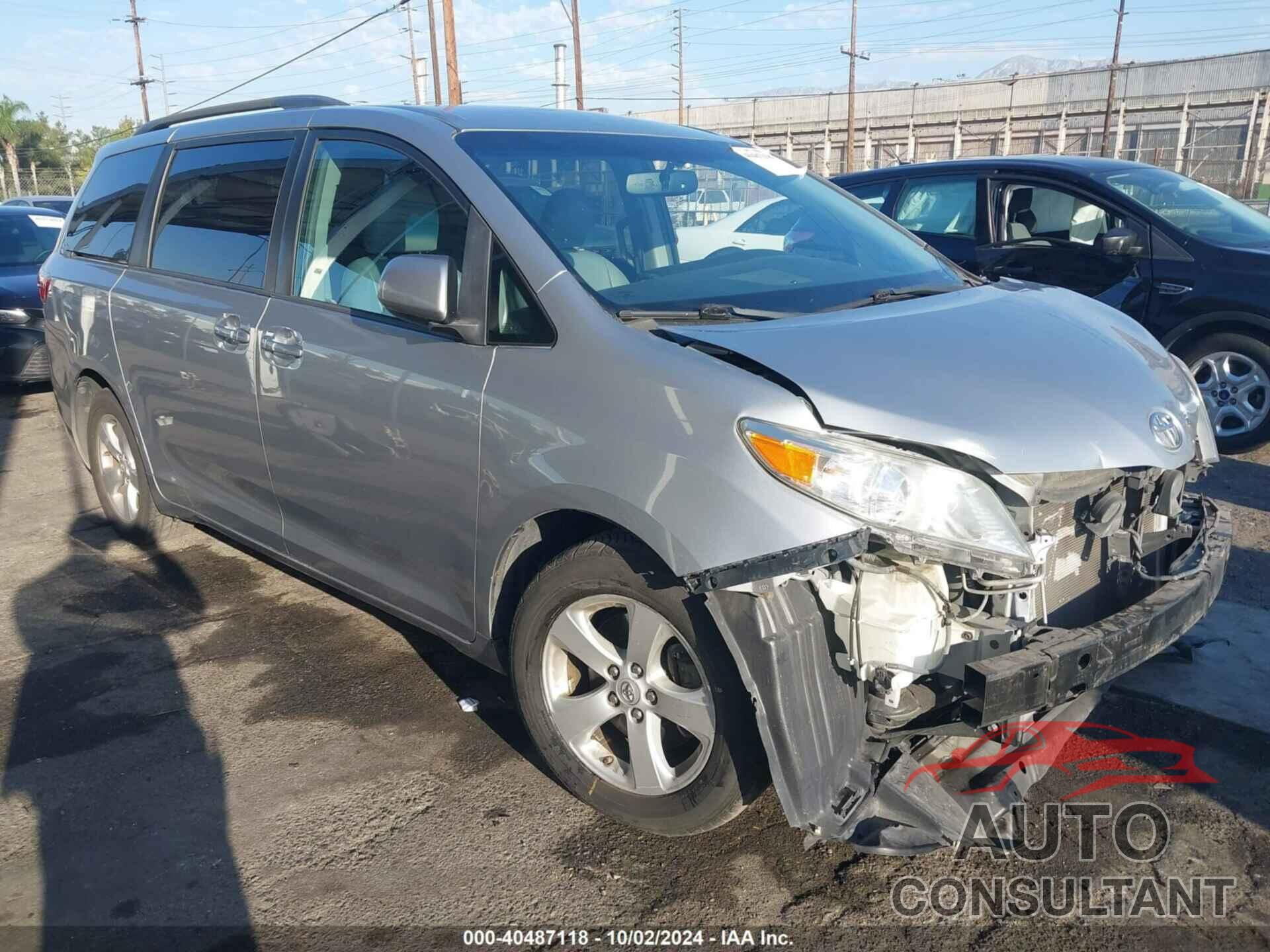 TOYOTA SIENNA 2017 - 5TDKZ3DCXHS866480