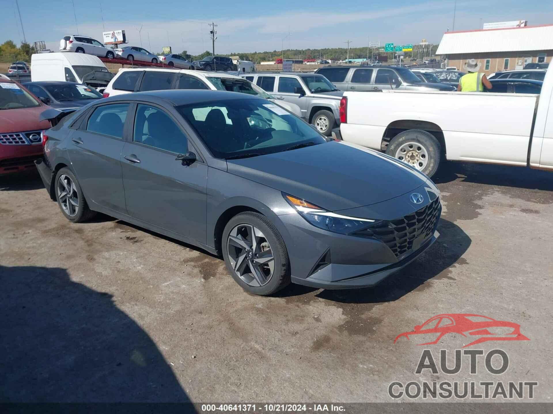 HYUNDAI ELANTRA 2023 - KMHLS4AG1PU572736