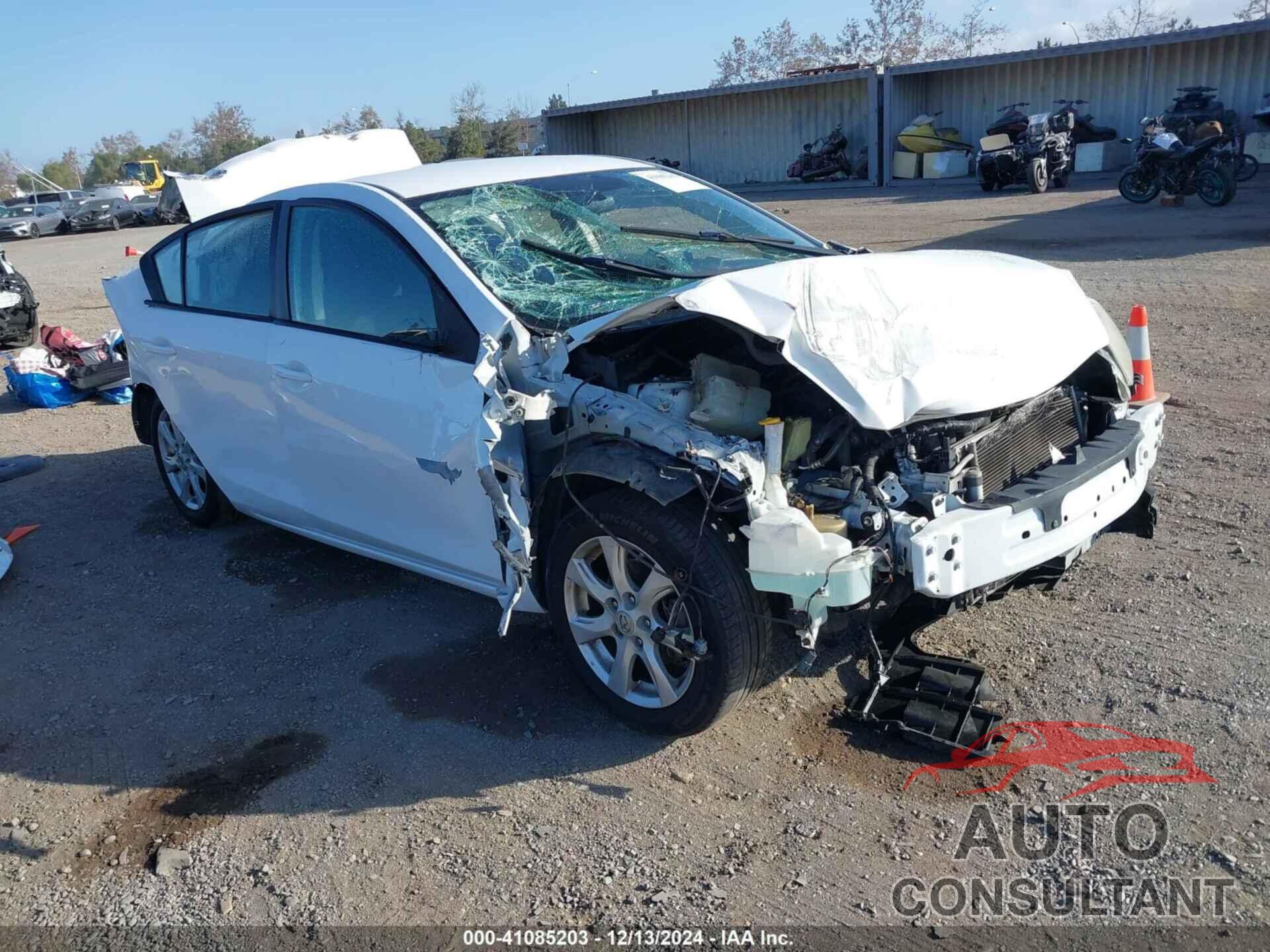 MAZDA MAZDA3 2011 - JM1BL1VG5B1485082