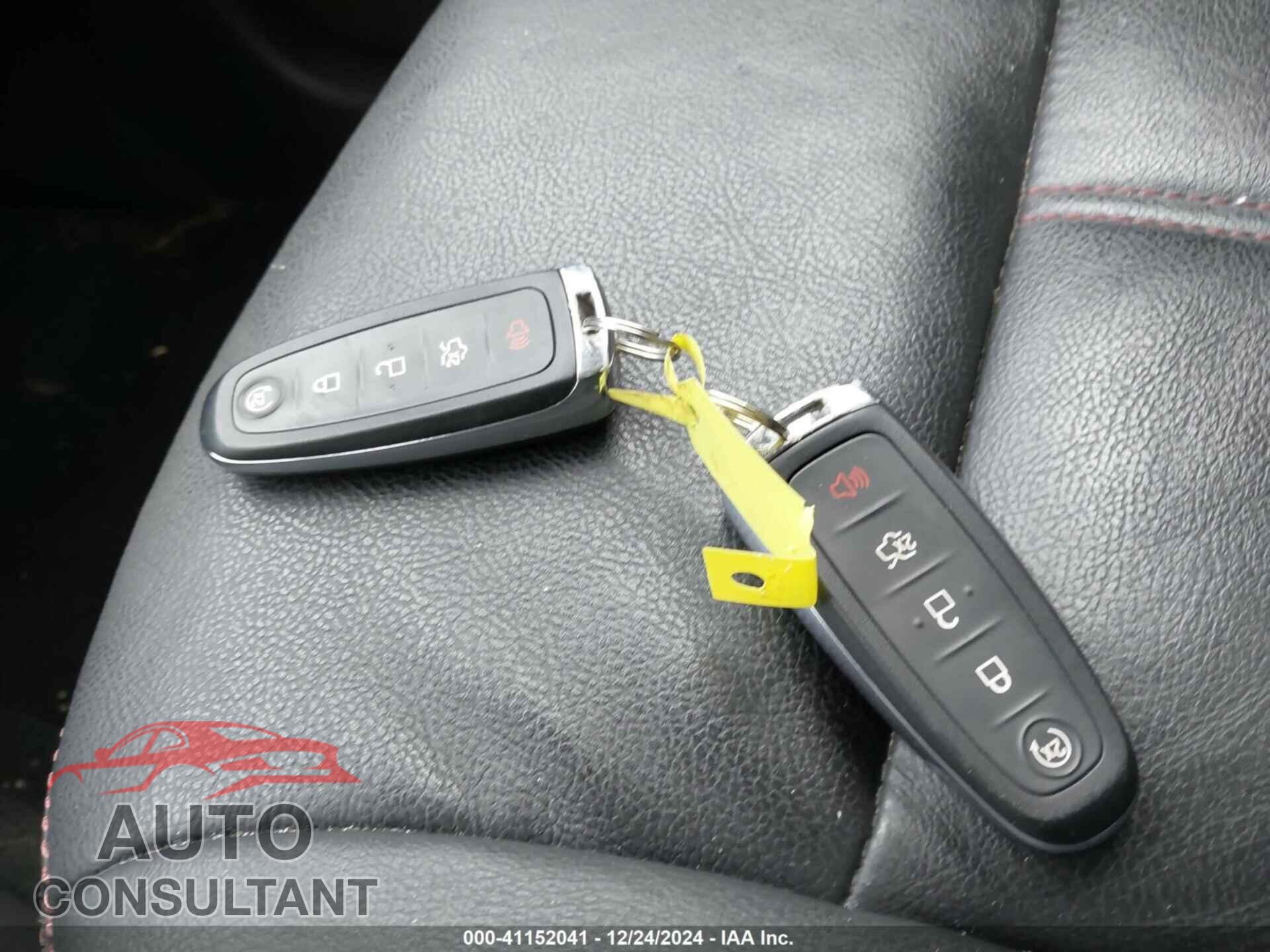 FORD EDGE 2013 - 2FMDK4KC3DBC44896
