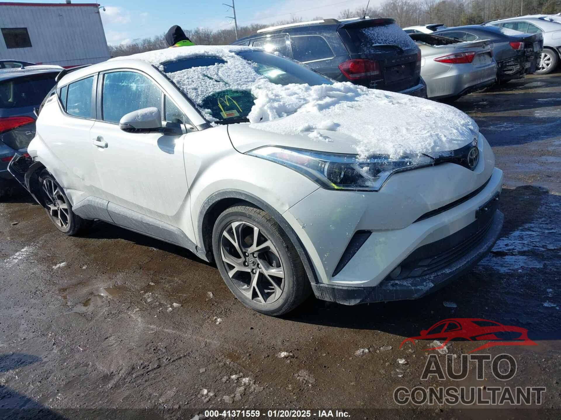 TOYOTA C-HR 2018 - NMTKHMBX2JR048440