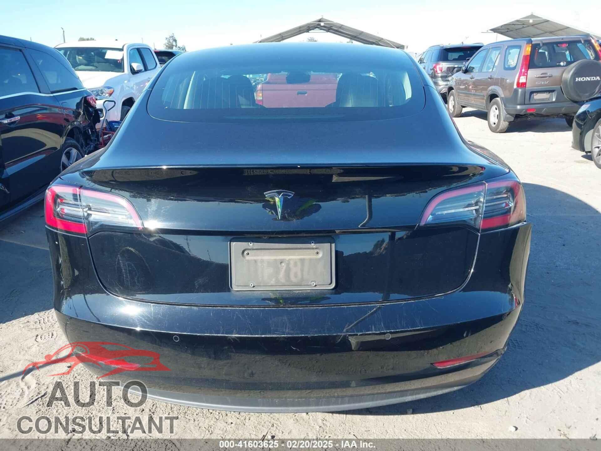 TESLA MODEL 3 2019 - 5YJ3E1EA4KF190010