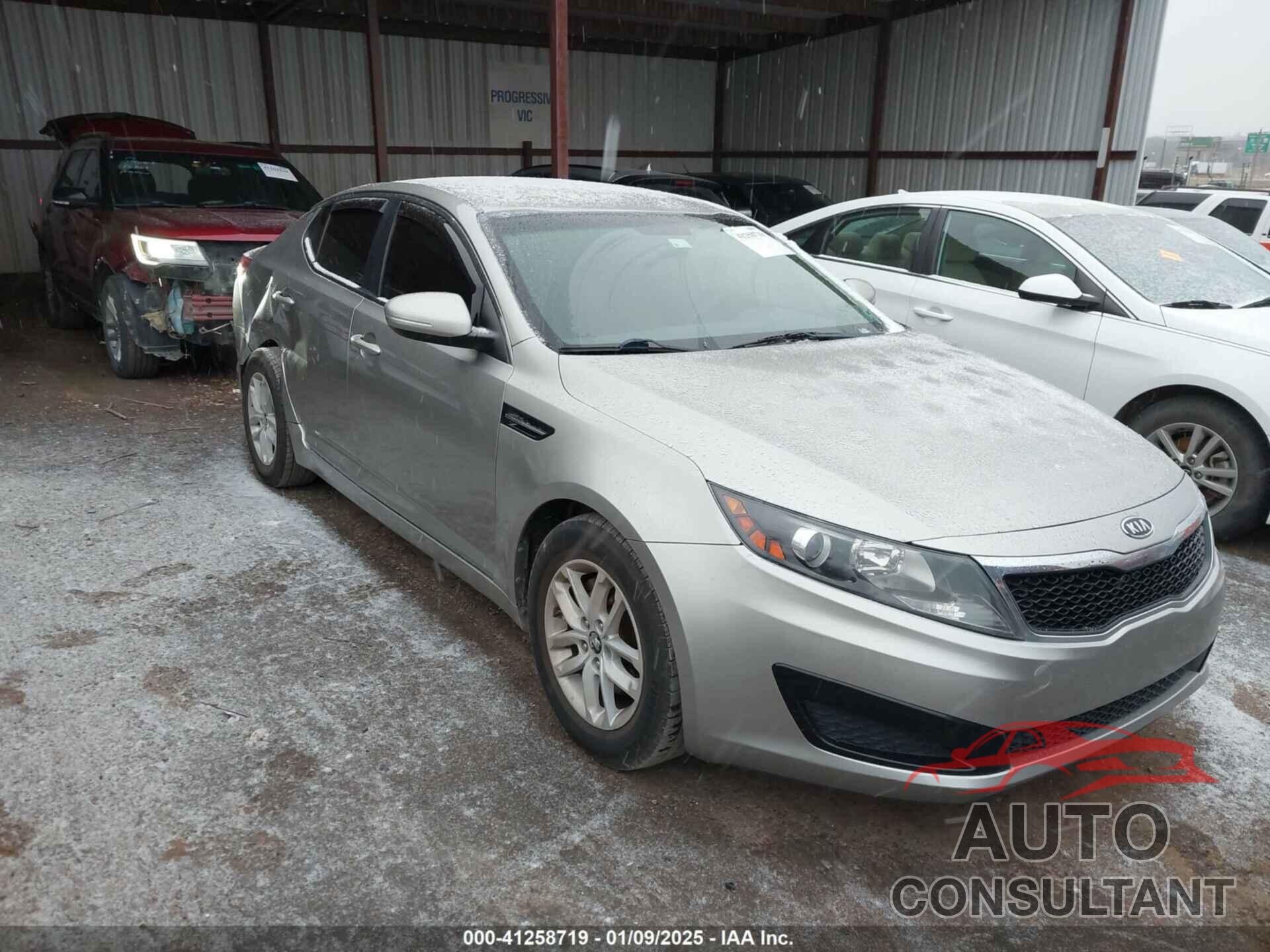 KIA OPTIMA 2011 - KNAGM4A78B5057880