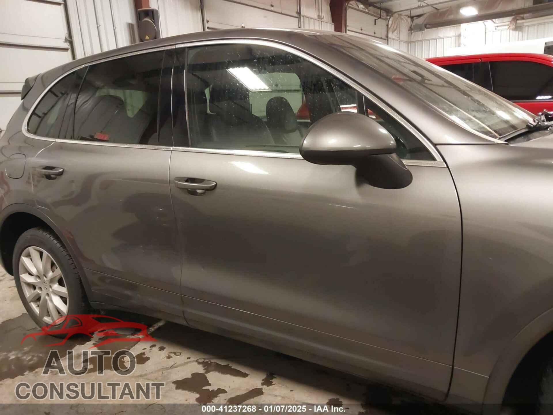 PORSCHE CAYENNE 2011 - WP1AA2A28BLA01121