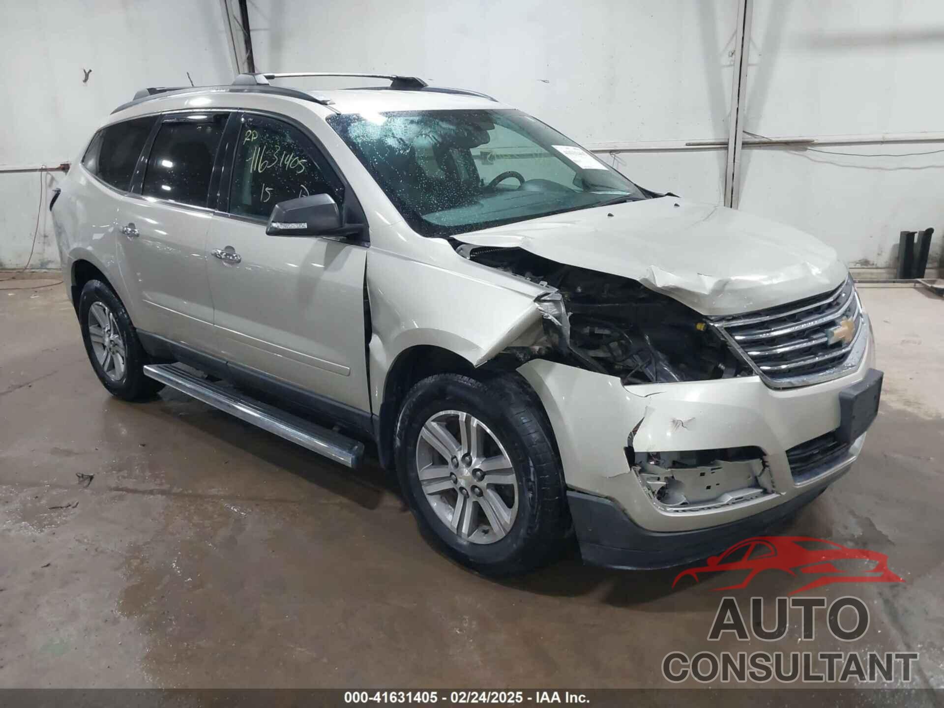 CHEVROLET TRAVERSE 2015 - 1GNKRGKD0FJ235354
