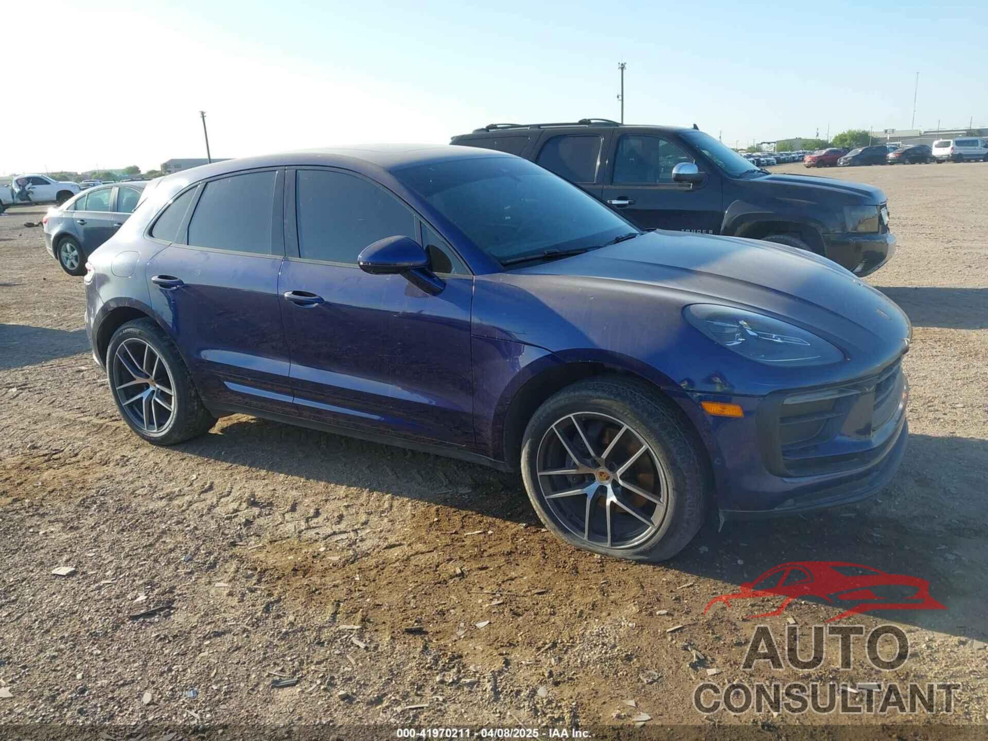 PORSCHE MACAN 2022 - WP1AA2A51NLB01334