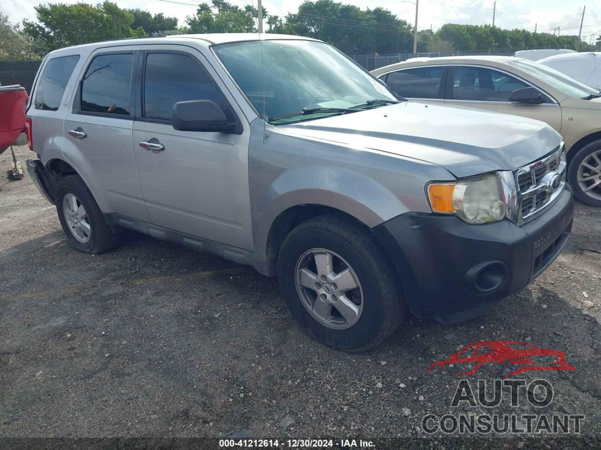 FORD ESCAPE 2009 - 1FMCU927X9KA42821