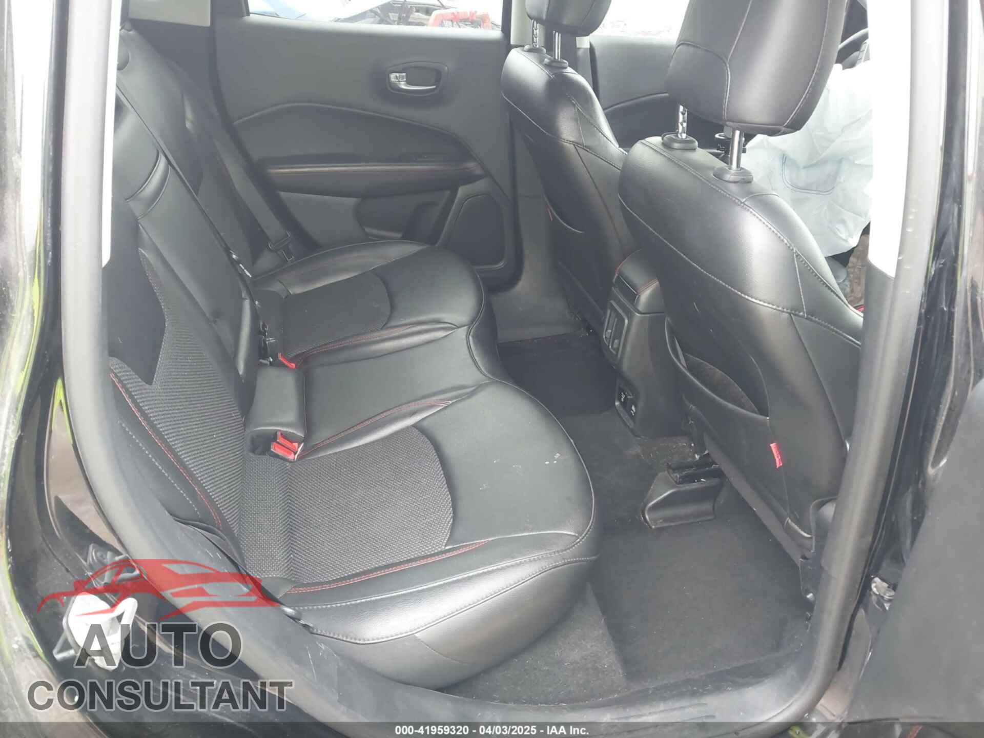 JEEP COMPASS 2019 - 3C4NJDDB5KT618149