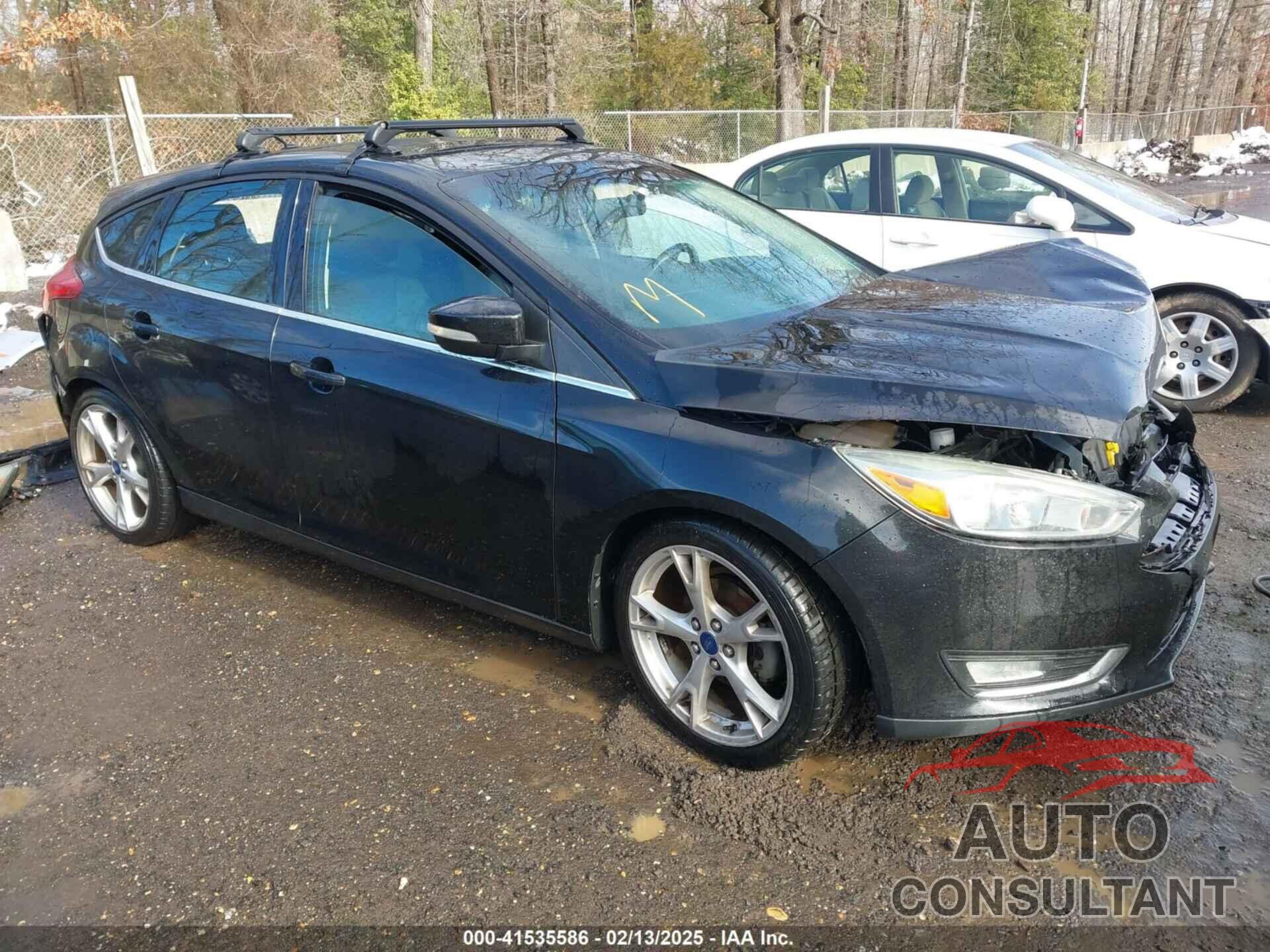 FORD FOCUS 2015 - 1FADP3N24FL258947