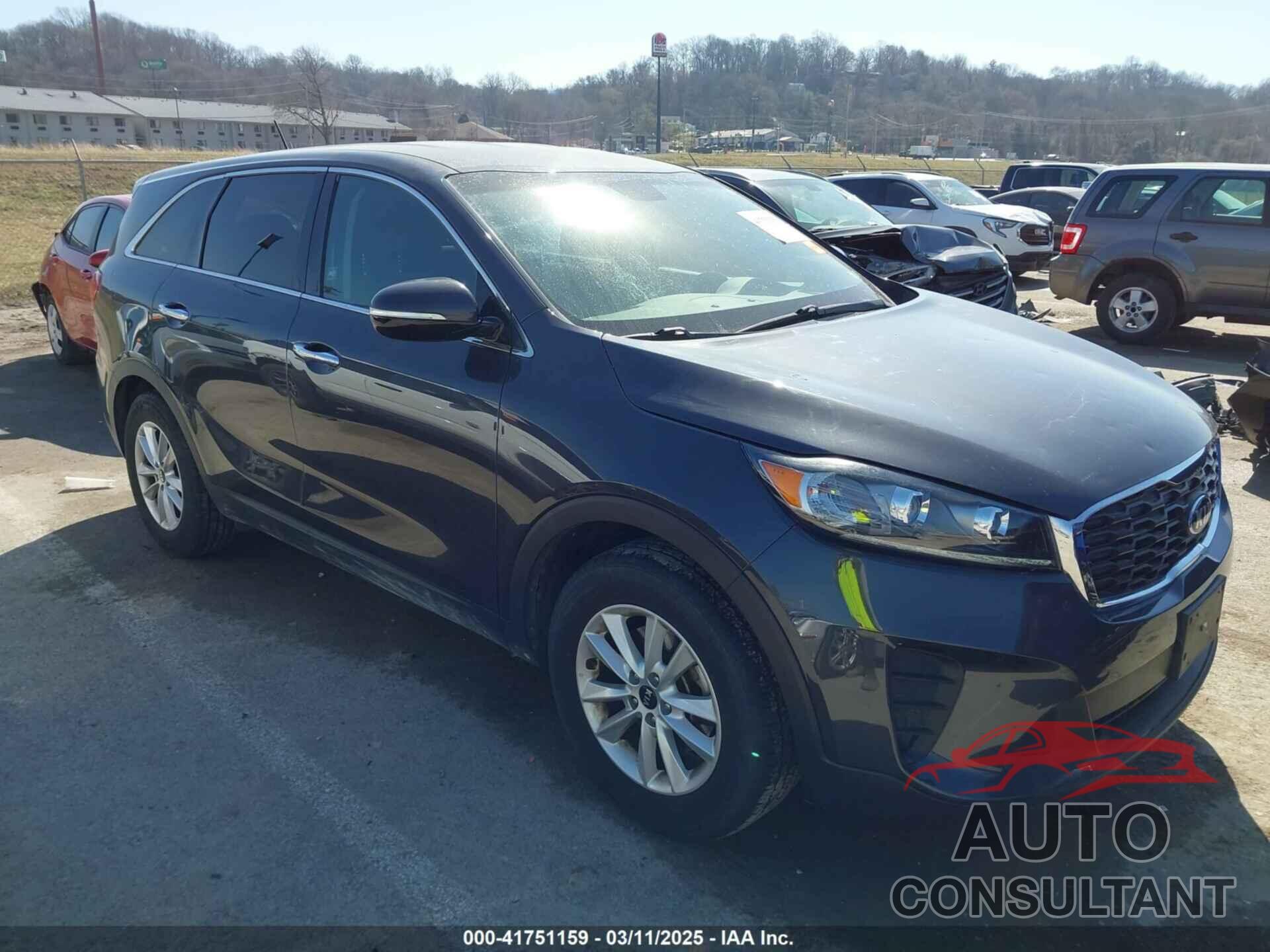KIA SORENTO 2019 - 5XYPG4A31KG547303