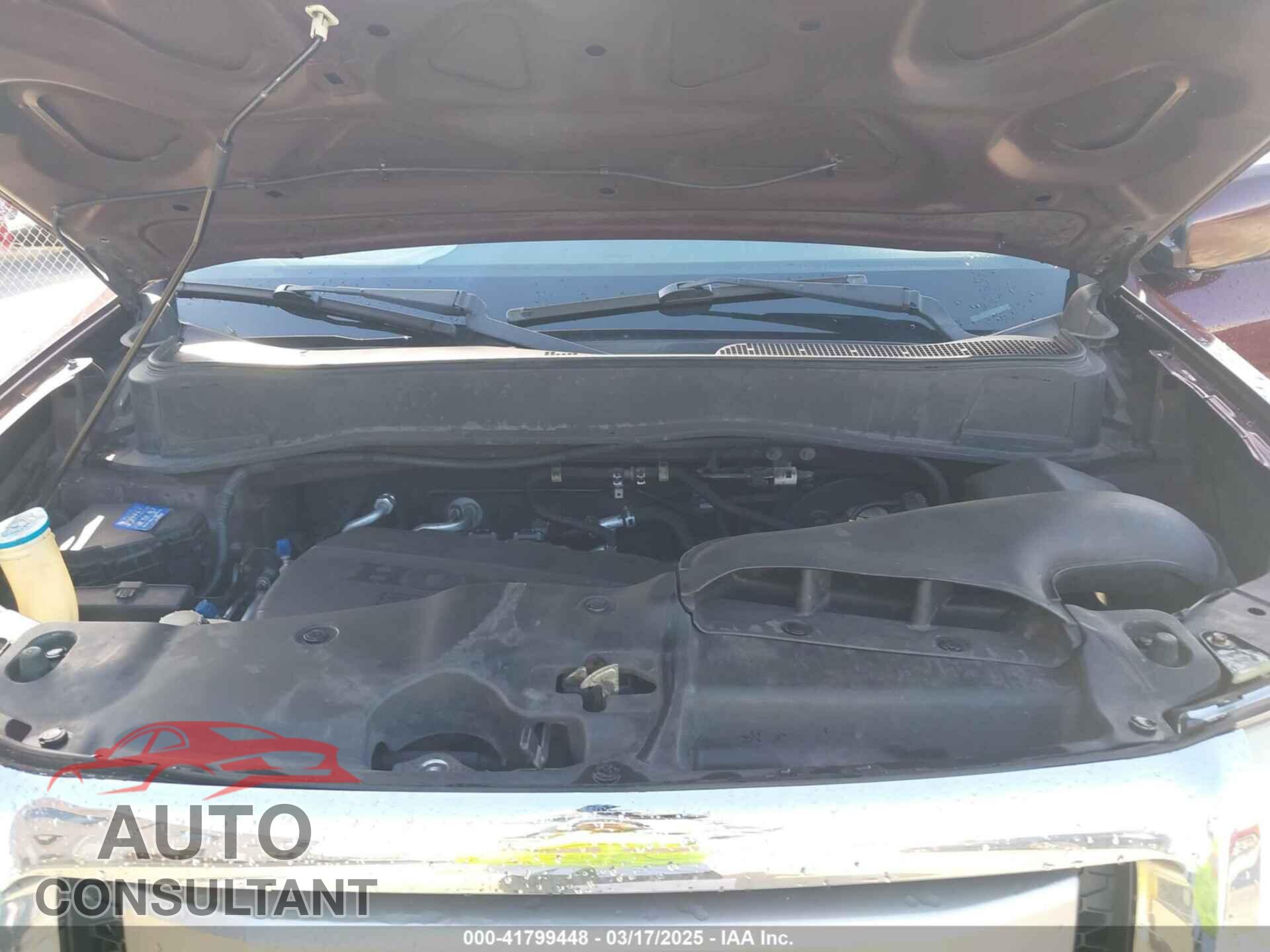 HONDA PILOT 2011 - 5FNYF3H40BB005357