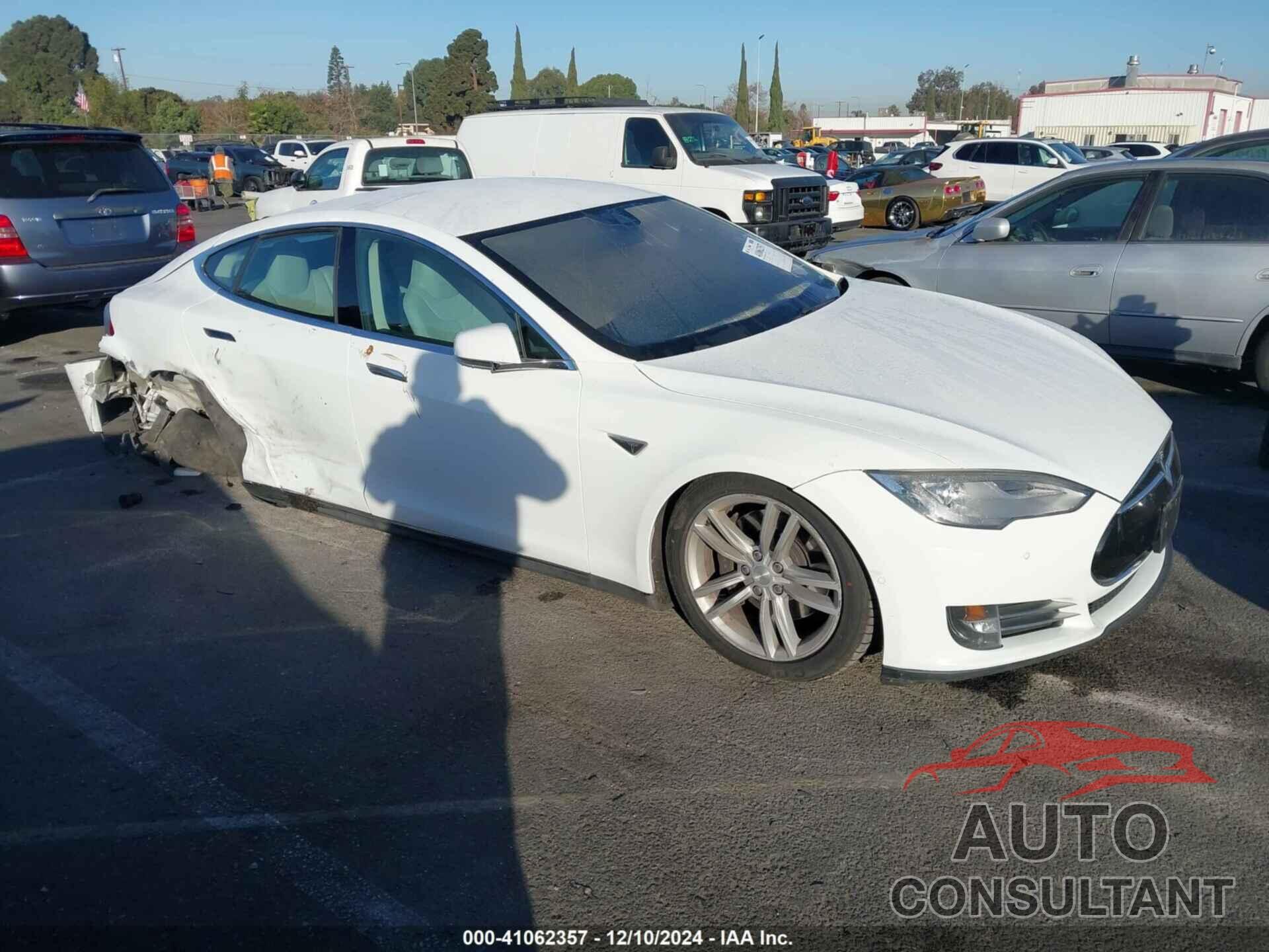 TESLA MODEL S 2015 - 5YJSA1H25FFP69590