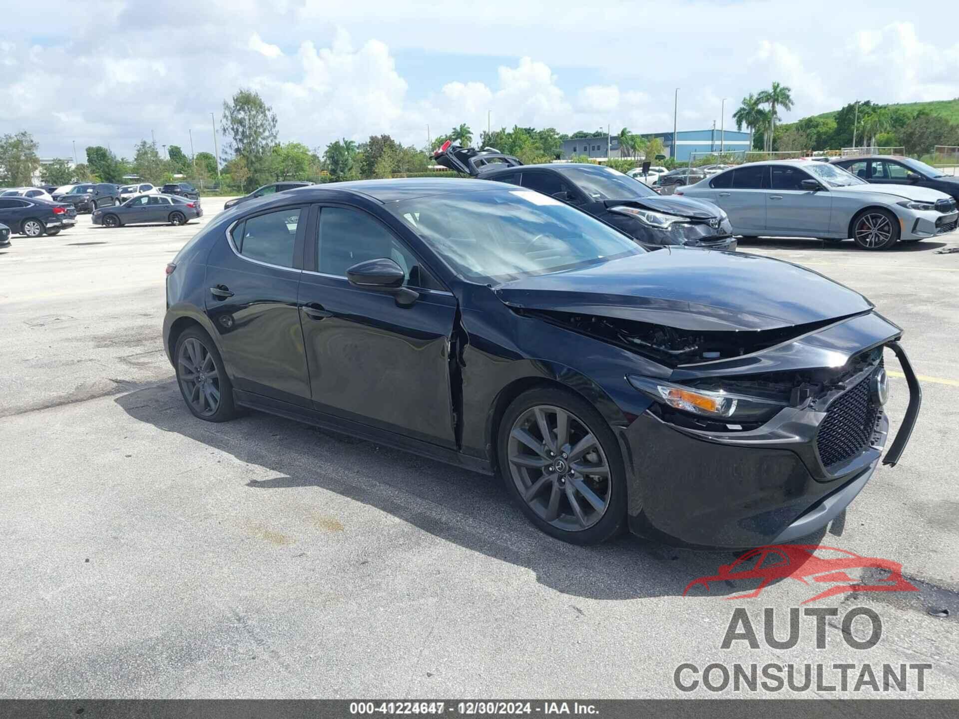 MAZDA MAZDA3 2021 - JM1BPAKL7M1309451