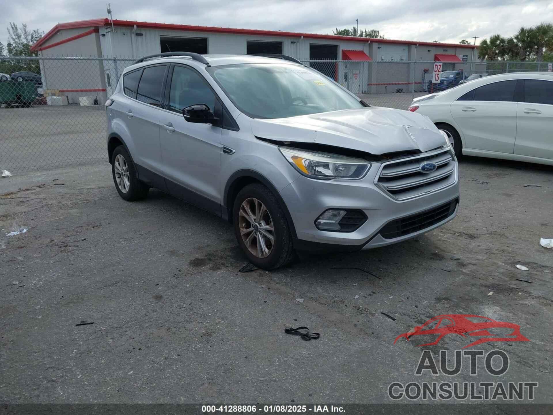 FORD ESCAPE 2018 - 1FMCU0GDXJUB61746