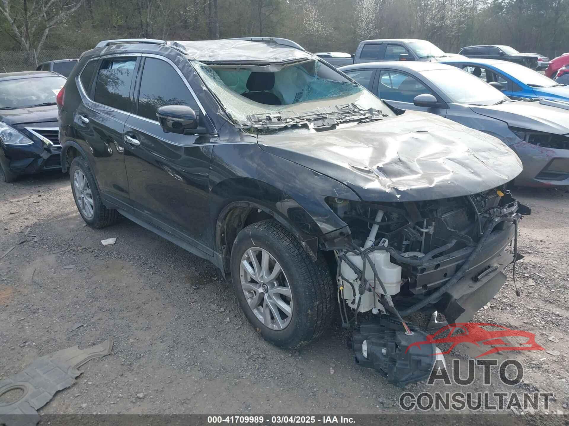 NISSAN ROGUE 2018 - KNMAT2MV0JP615945