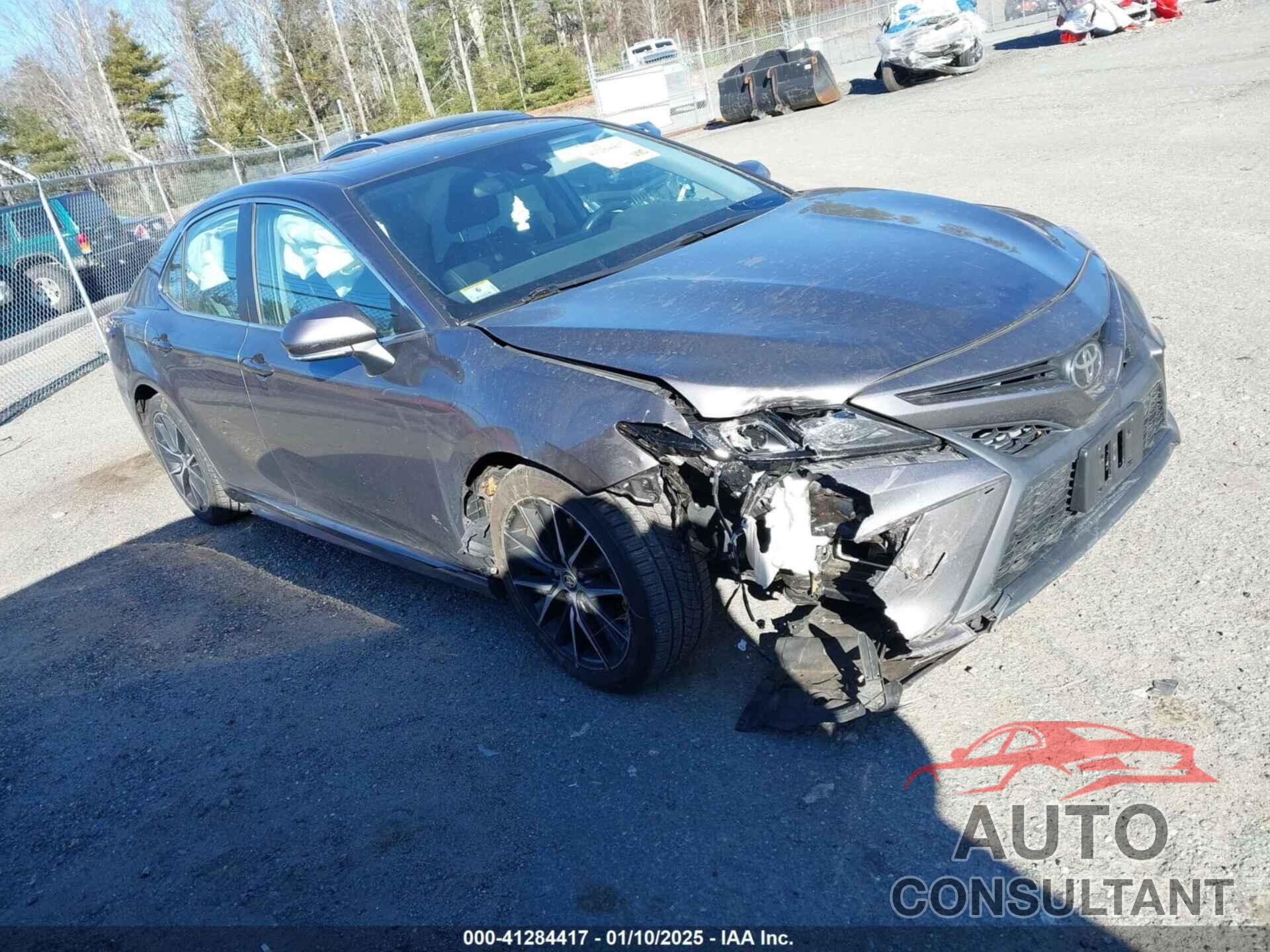 TOYOTA CAMRY 2021 - 4T1G11BK2MU045452